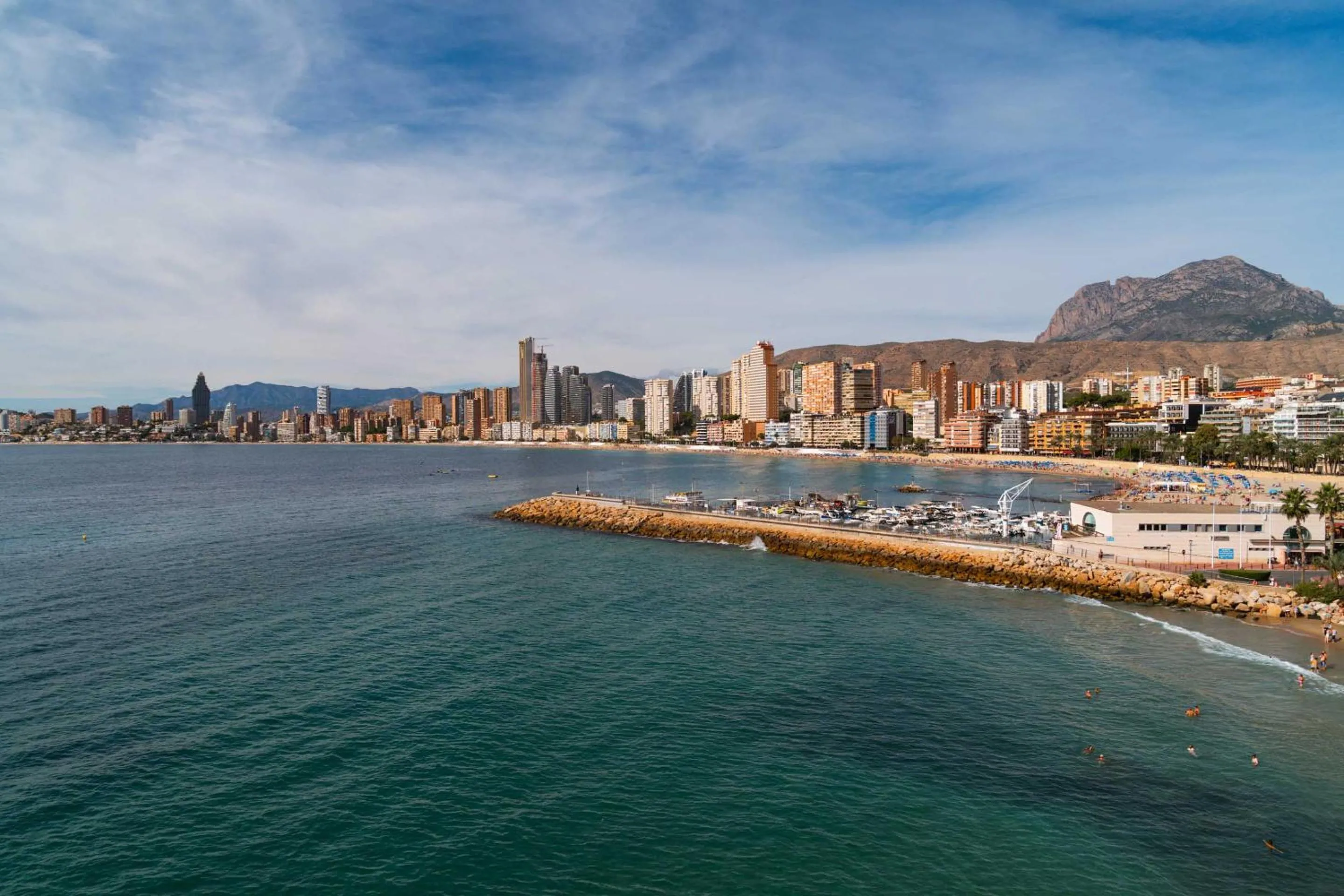 Neighbourhood in Limehome Benidorm Calle Mayor