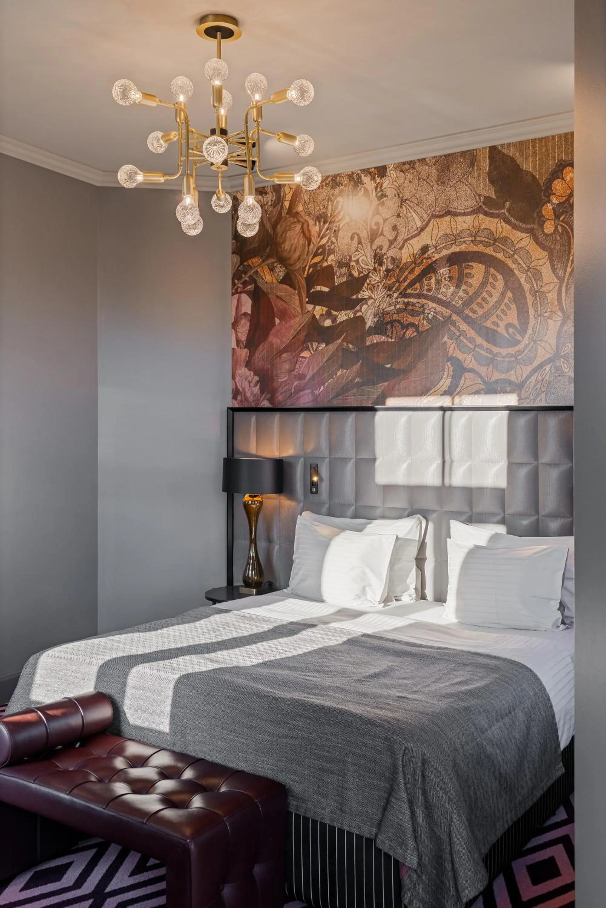 Bed in Grand Poet Hotel and SPA by Semarah