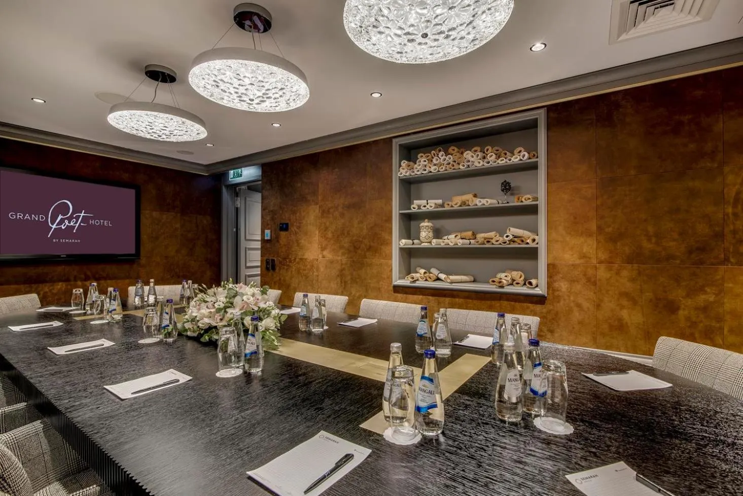 Meeting/conference room in Grand Poet Hotel and SPA by Semarah