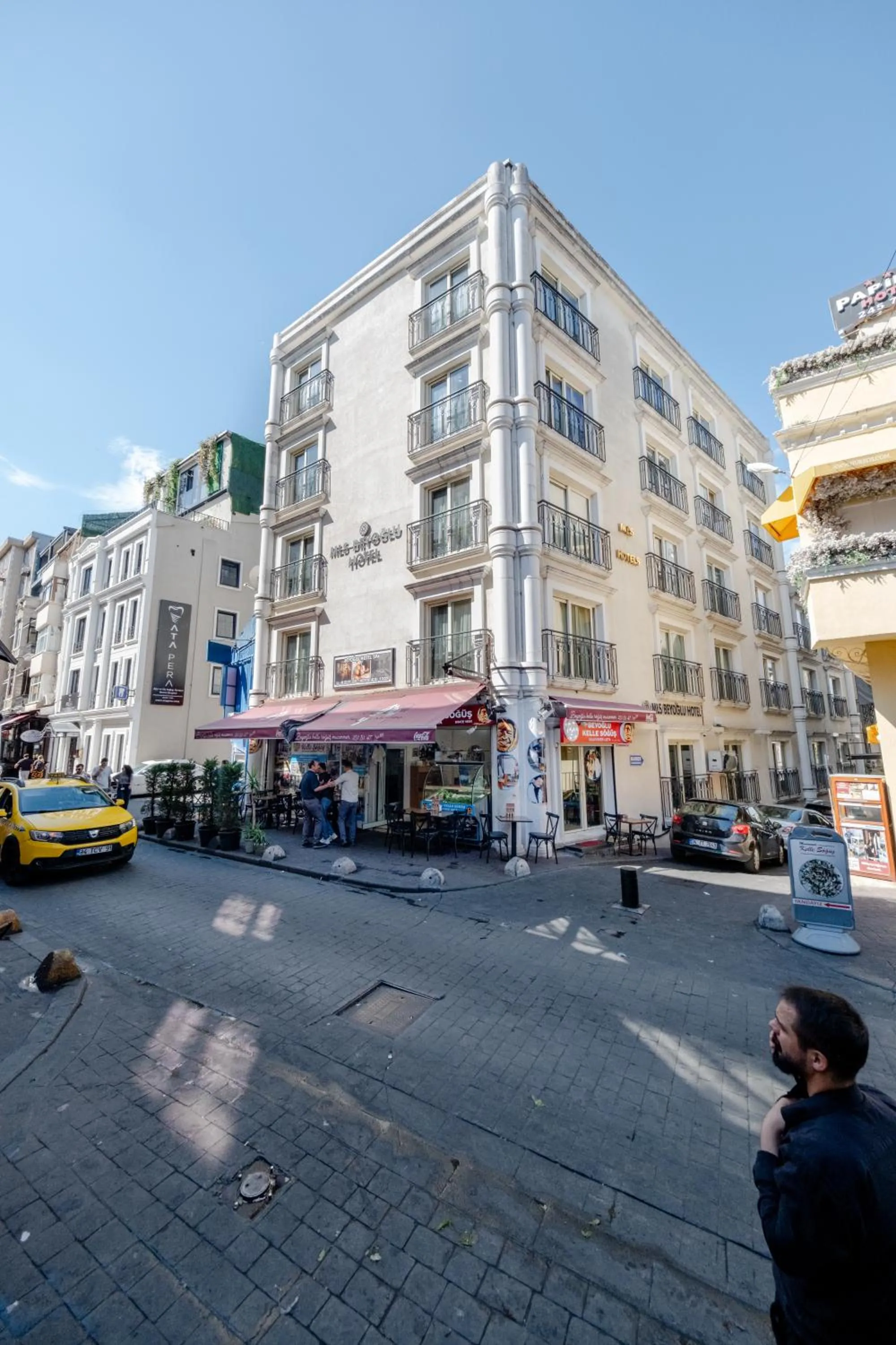 Property building in Beyoglu MLS Hotel