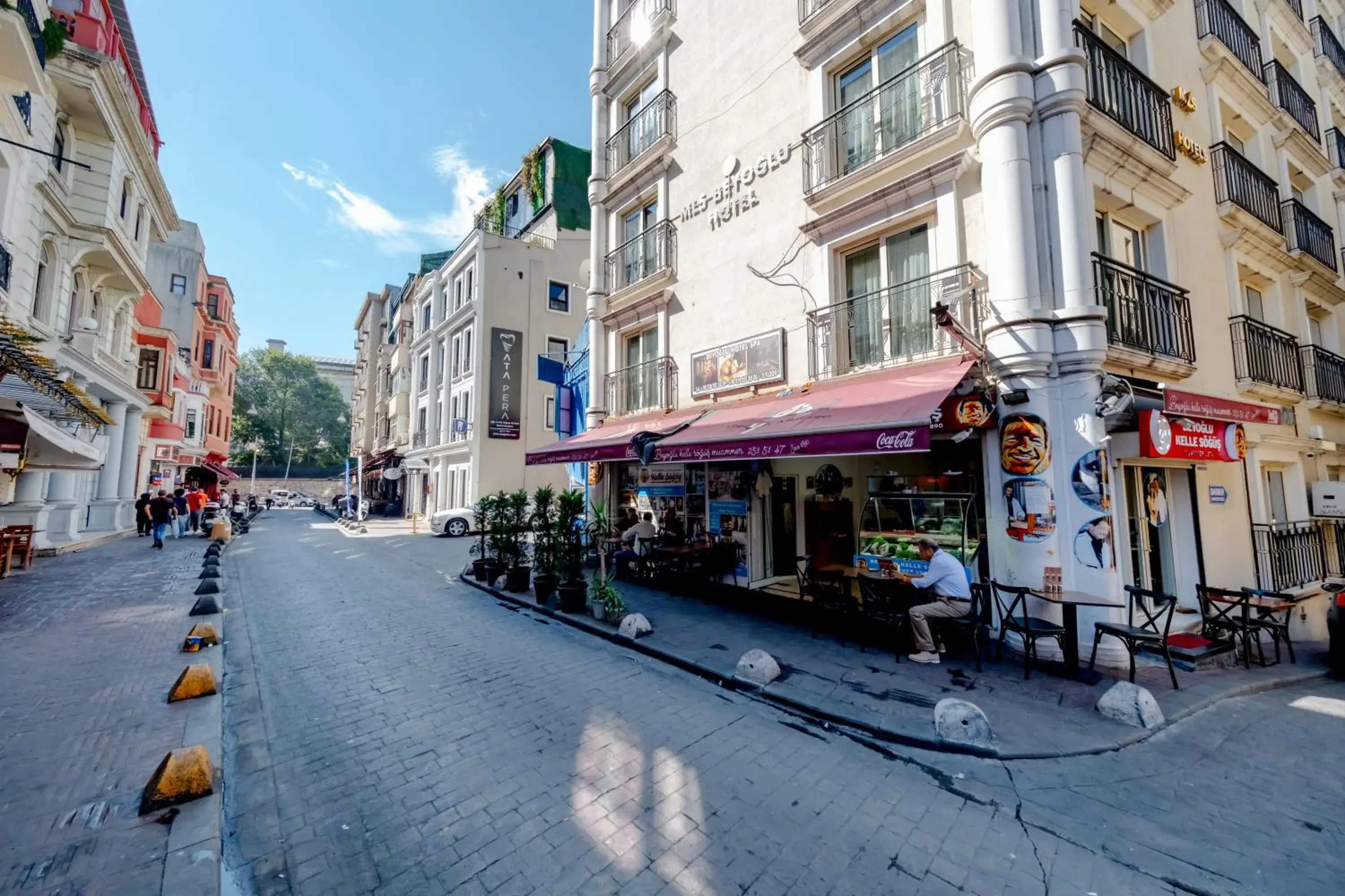 Property building in Beyoglu MLS Hotel Property building in Beyoglu MLS Hotel