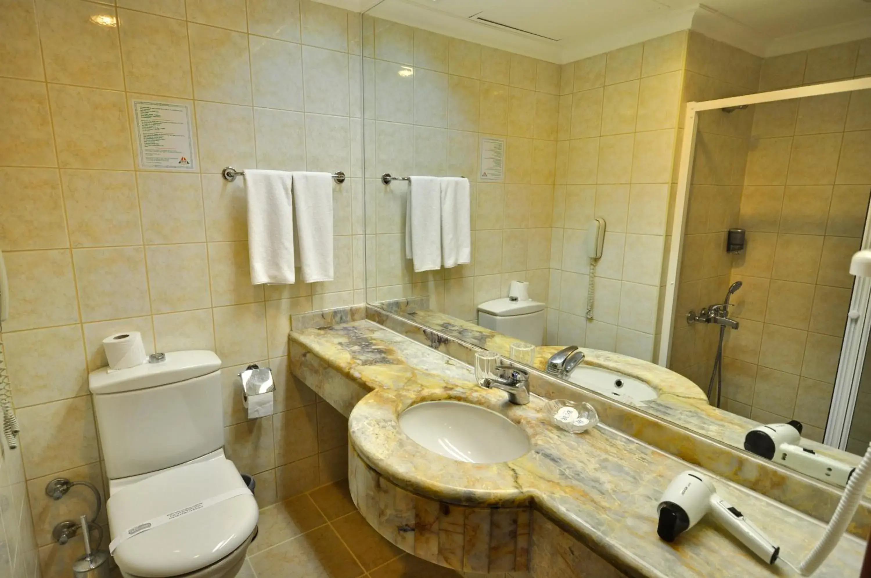 Toilet, Bathroom in Pine House by Werde Hotels Toilet, Bathroom in Pine House by Werde Hotels