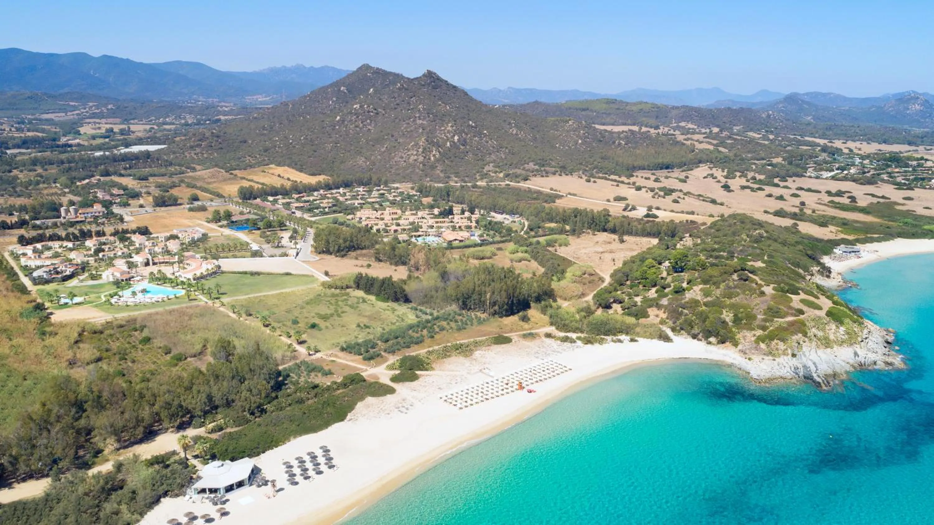 Day in Spiagge San Pietro, a charming & relaxing resort