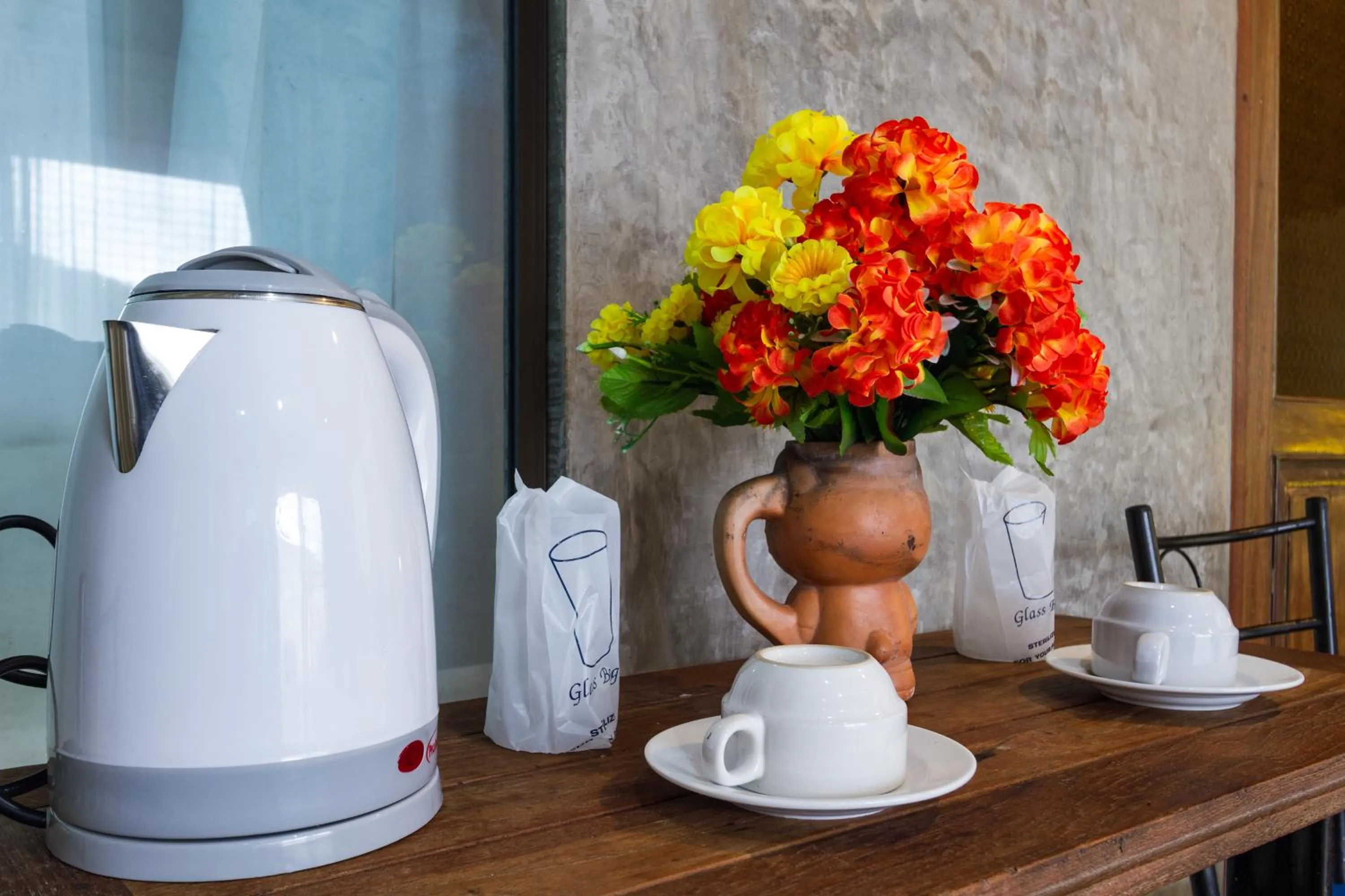 Coffee/tea facilities in Kanya Cozy Bungalows Kata