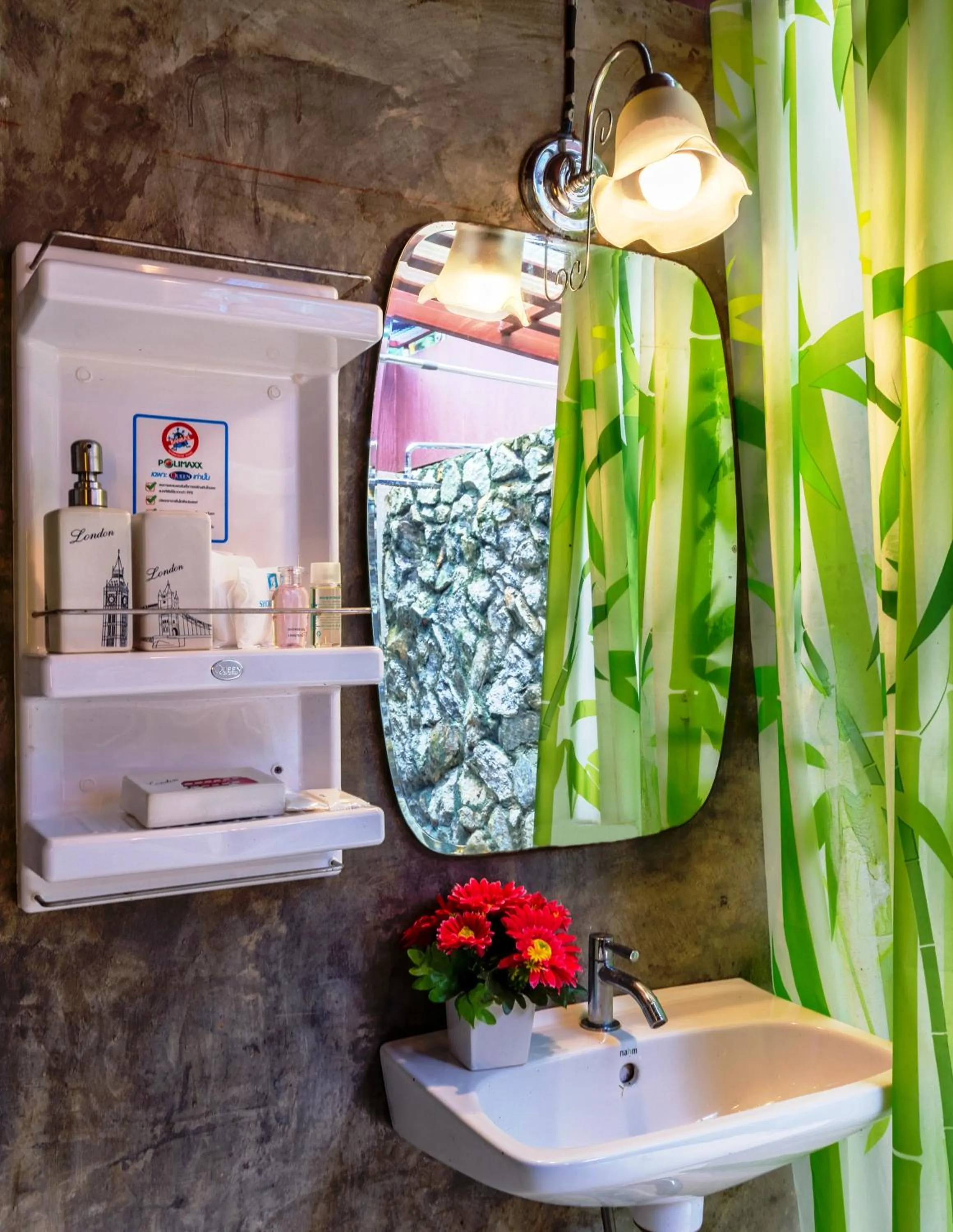 Shower in Kanya Cozy Bungalows Kata