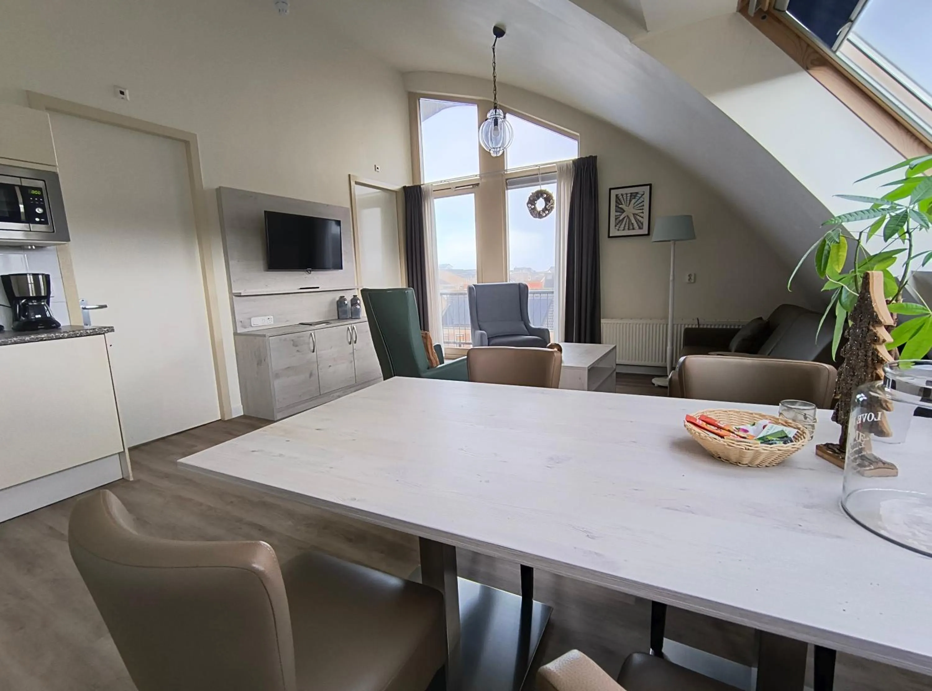 Dining area in Hotel Rasch