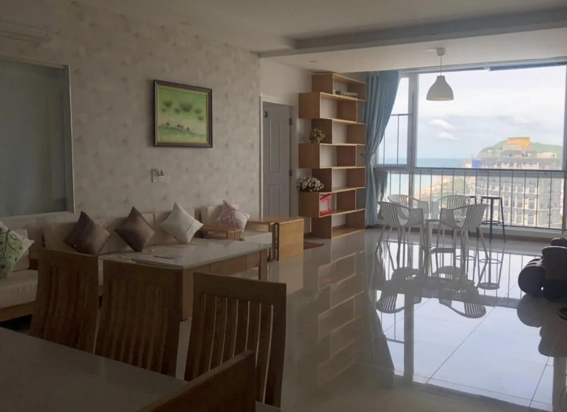 Breakfast in The Grand Condotel