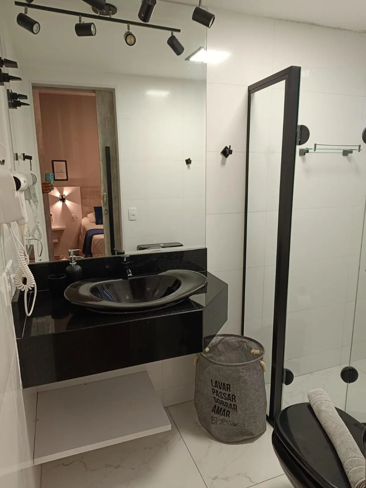 Shower in H4 La Residence Paulista