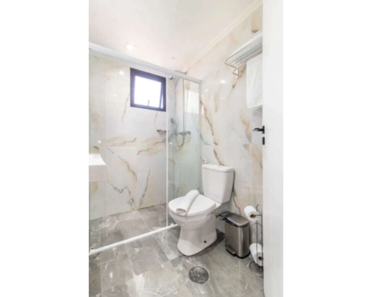 Shower in H4 La Residence Paulista