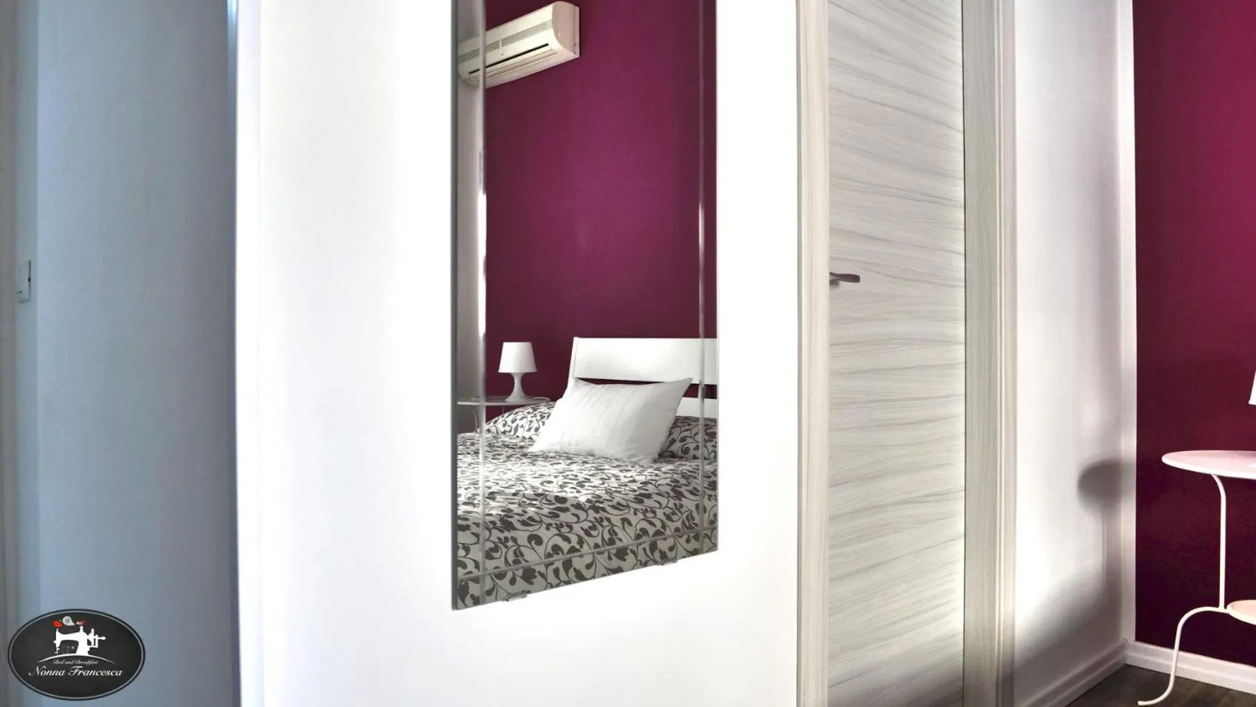 Decorative detail, Bed in Nonna Francesca