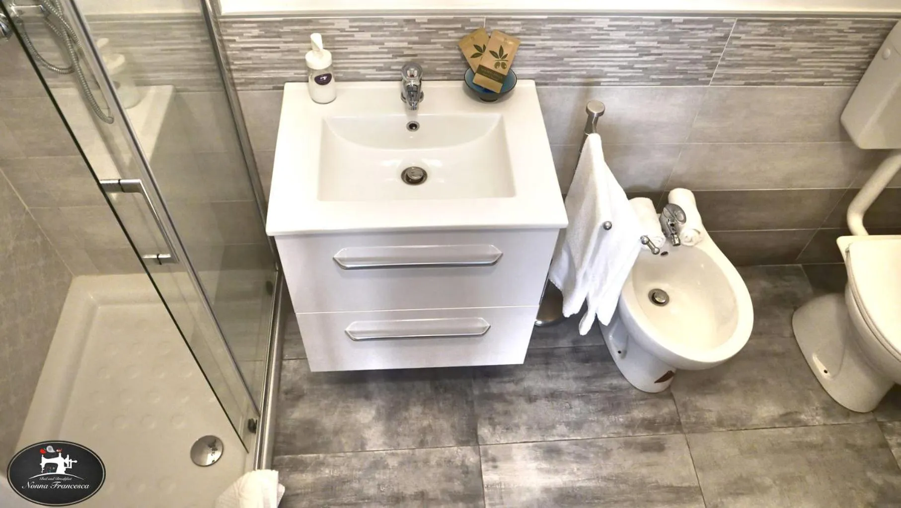 Bathroom in Nonna Francesca