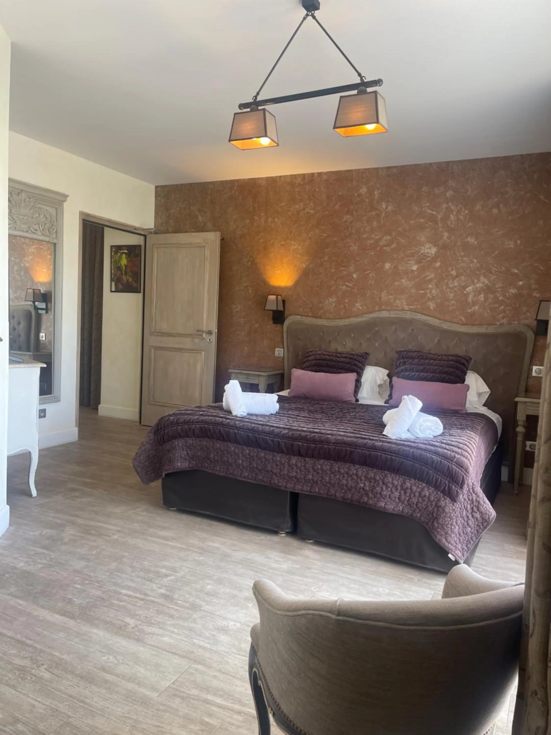 Bedroom in Hôtel de La Fossette