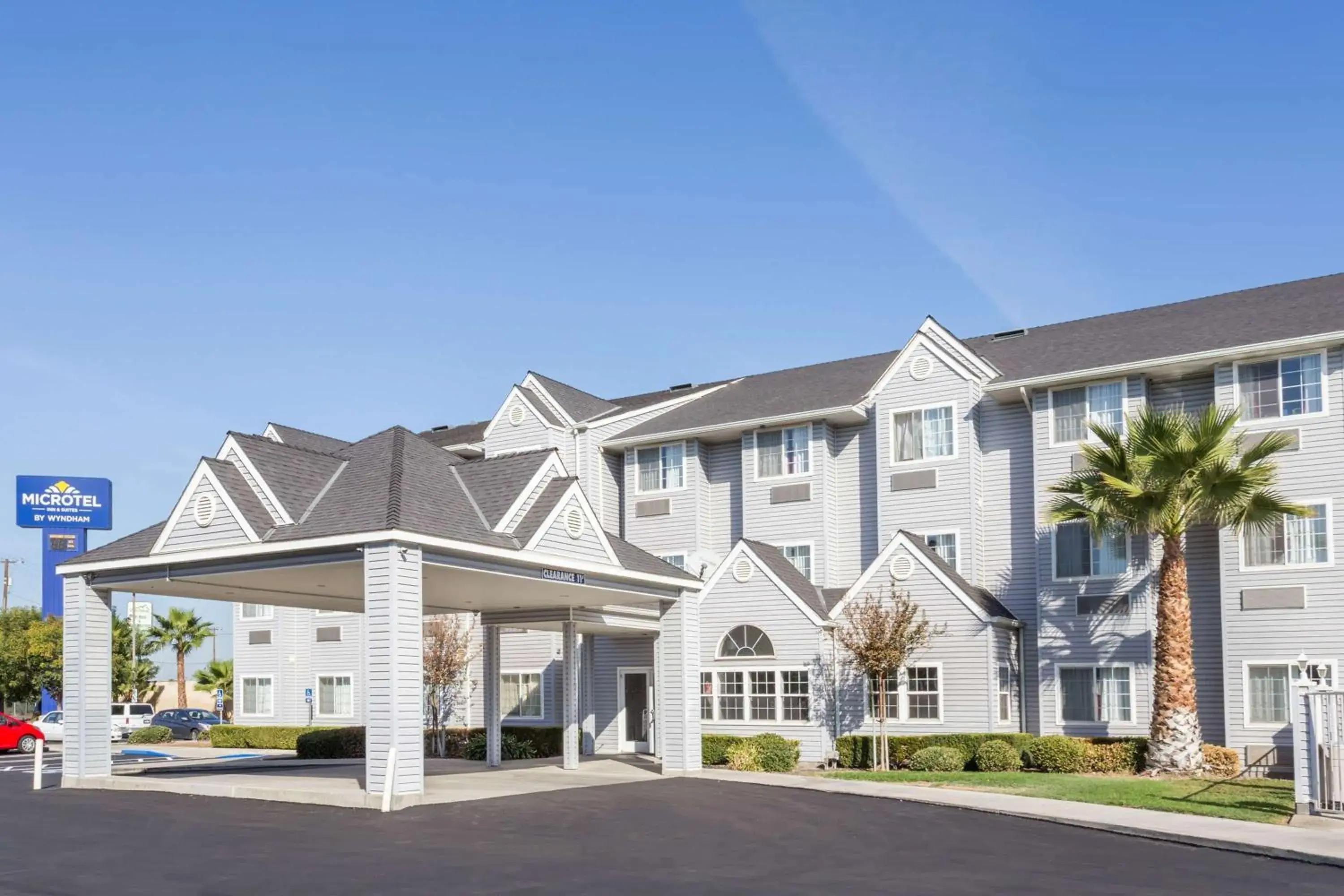 Property building in Microtel Inn & Suites Modesto Property building in Microtel Inn & Suites Modesto