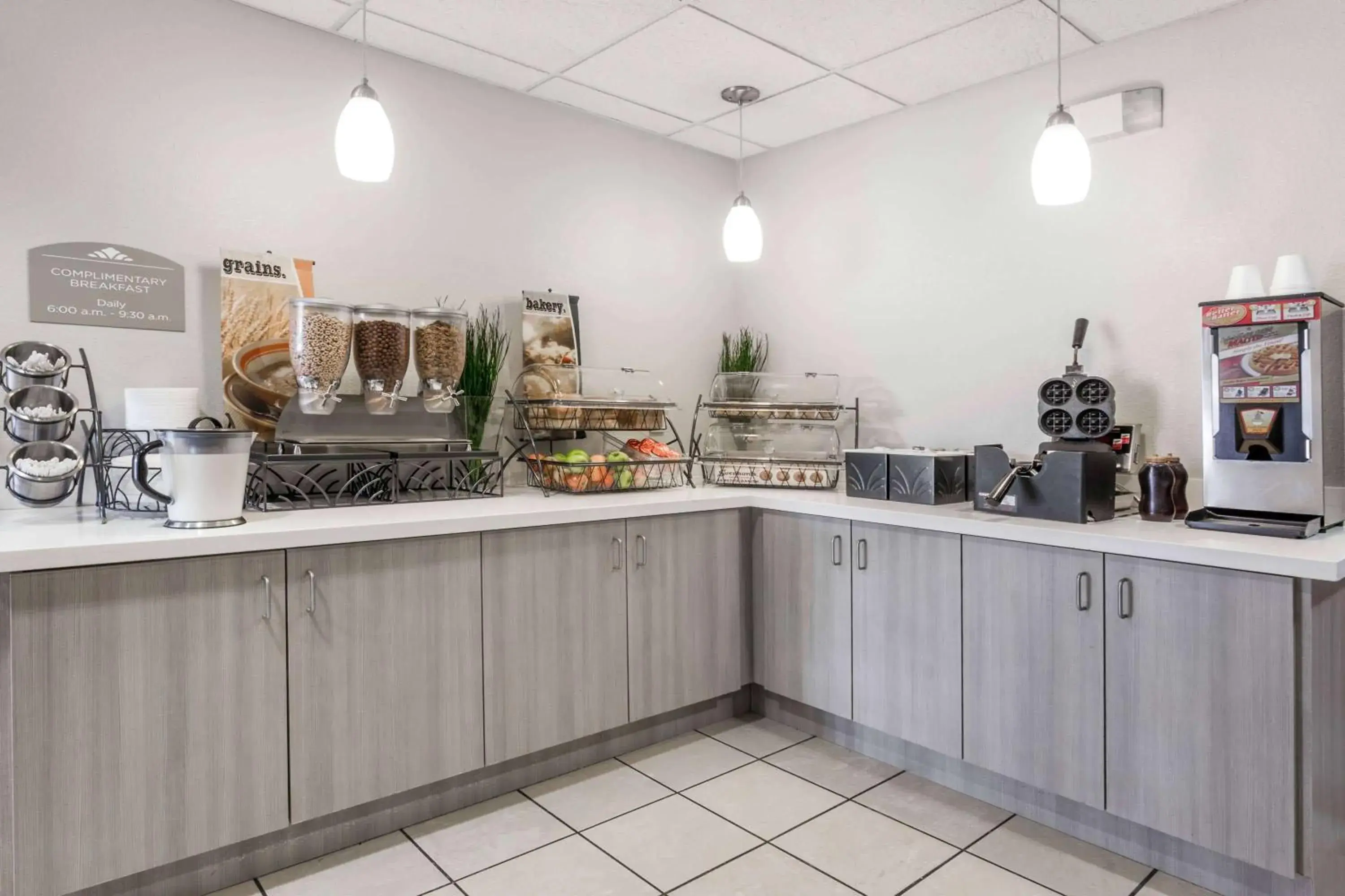 Restaurant/places to eat in Microtel Inn & Suites Modesto Restaurant/places to eat in Microtel Inn & Suites Modesto