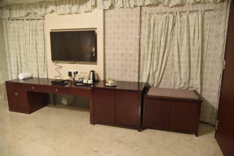 Staff in Pride Hotel & Convention Centre Indore