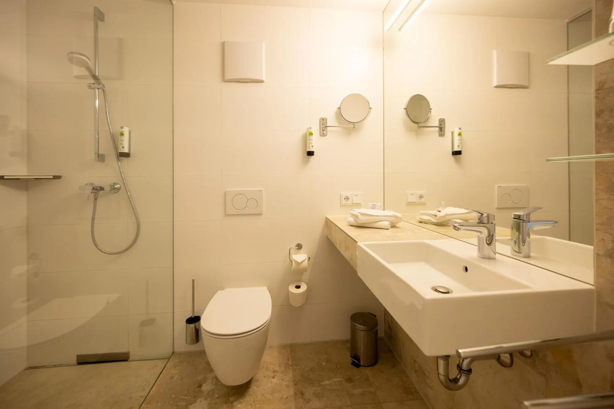 Shower in Klingenstein AKZENT Hotel Wirtshaus Brauerei