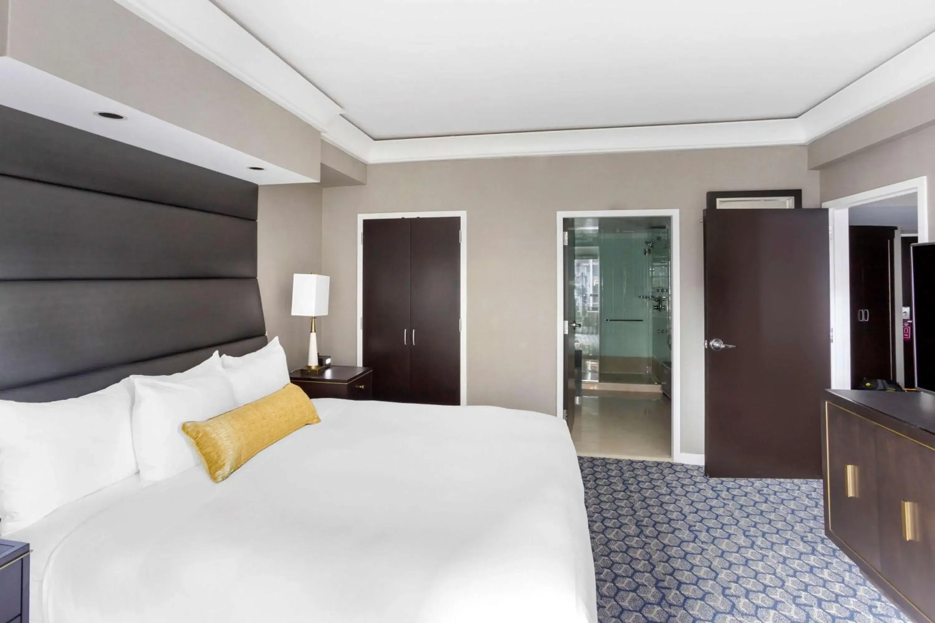 Bed in Hilton Club New York Bed in Hilton Club New York