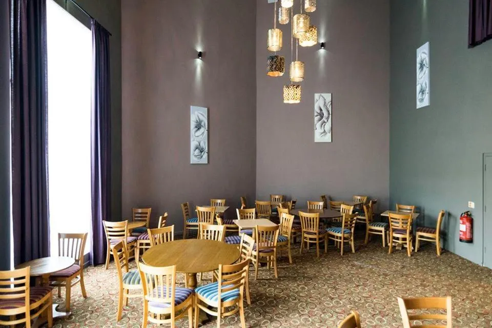 Restaurant/places to eat in Newquay Valley View