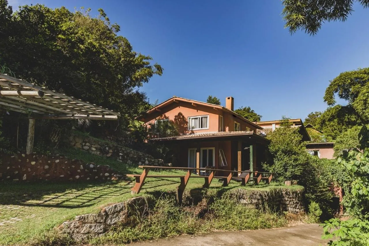Three-Bedroom Chalet in Fazenda Verde - Praia do Rosa