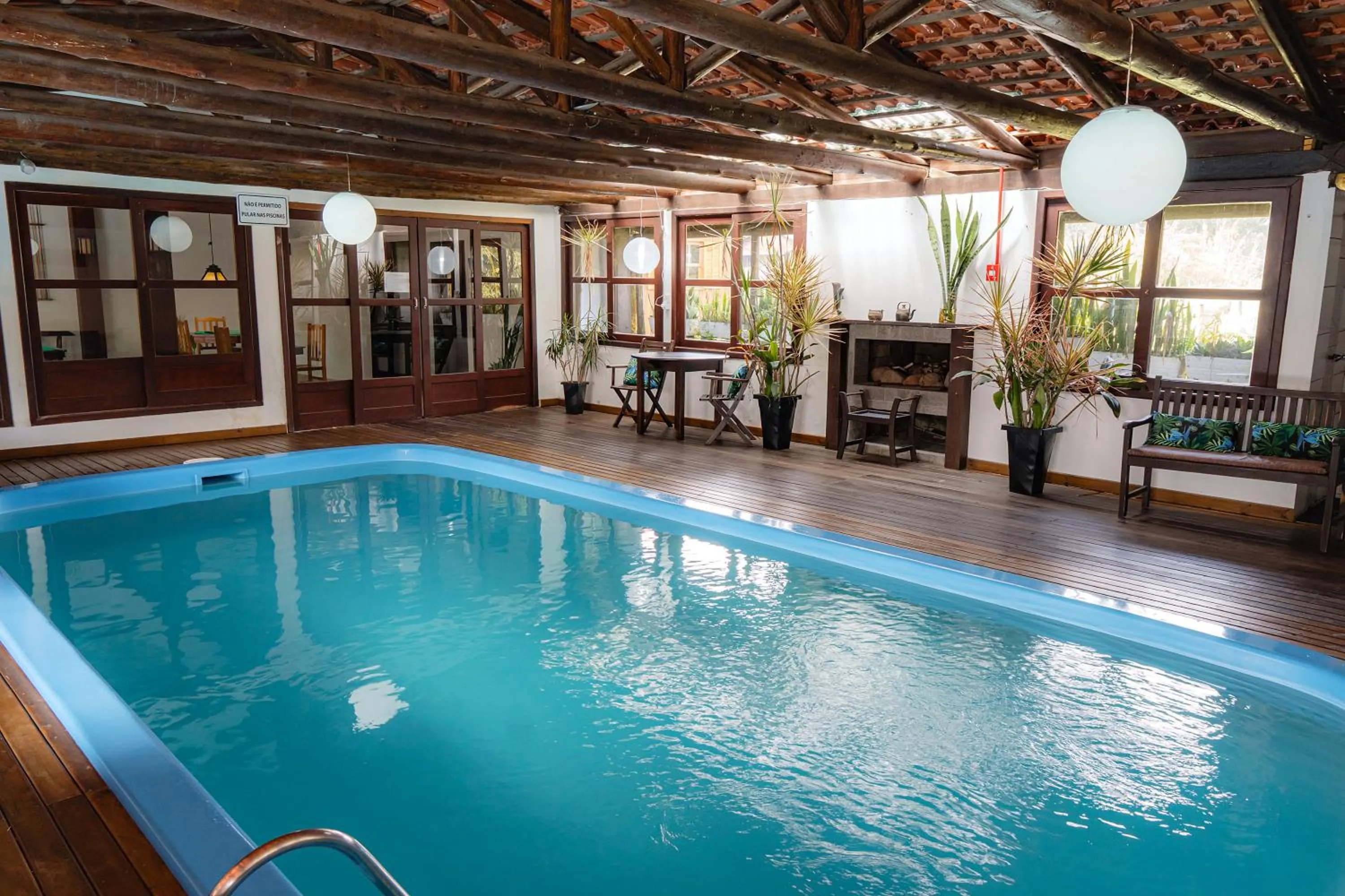 Swimming pool in Pousada Porto dos Casais