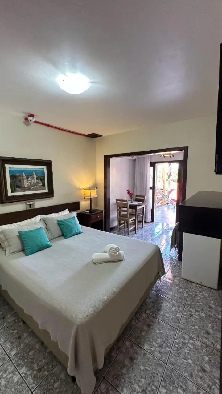 Photo of the whole room, Bed in Pousada Porto dos Casais