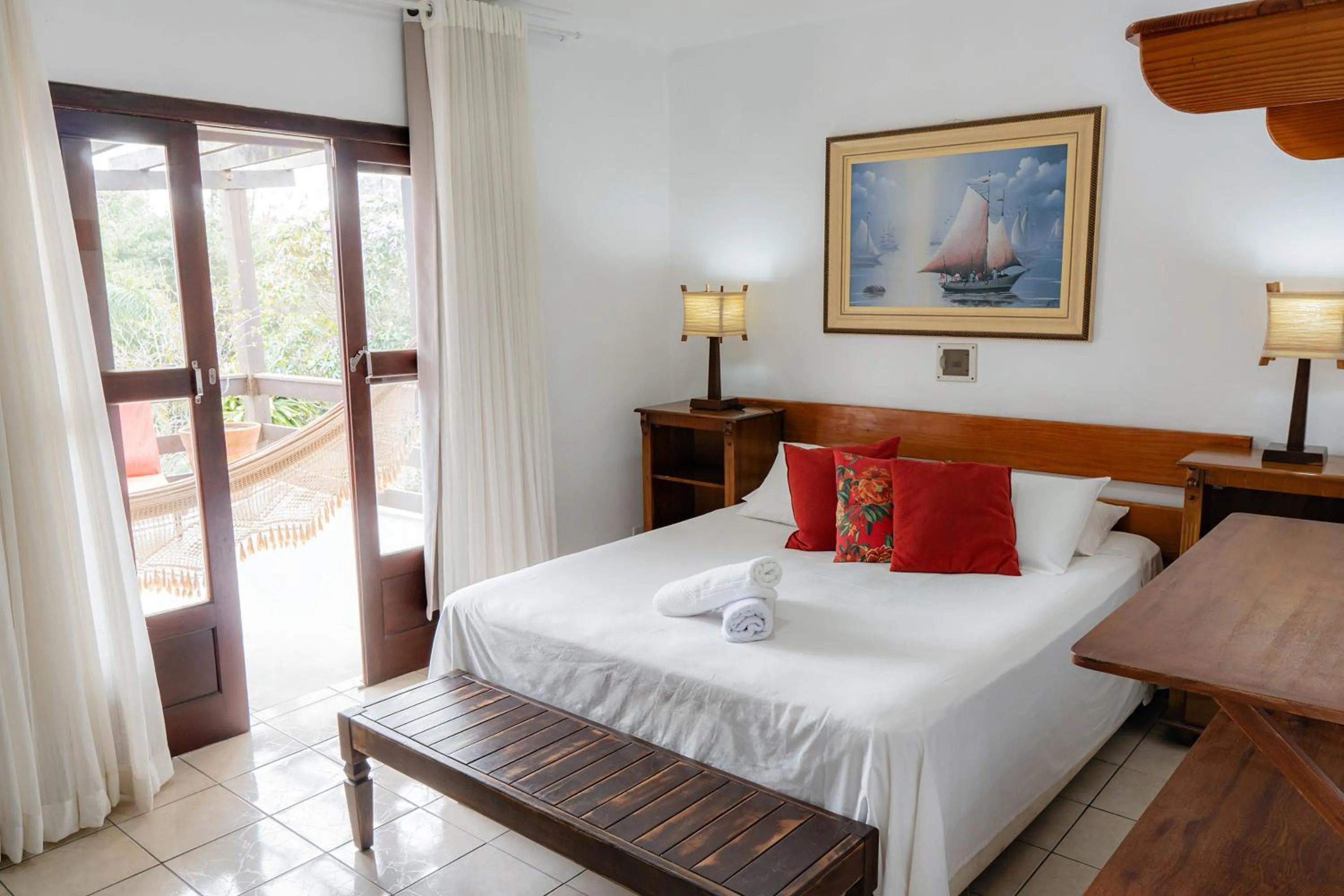 Photo of the whole room, Bed in Pousada Porto dos Casais