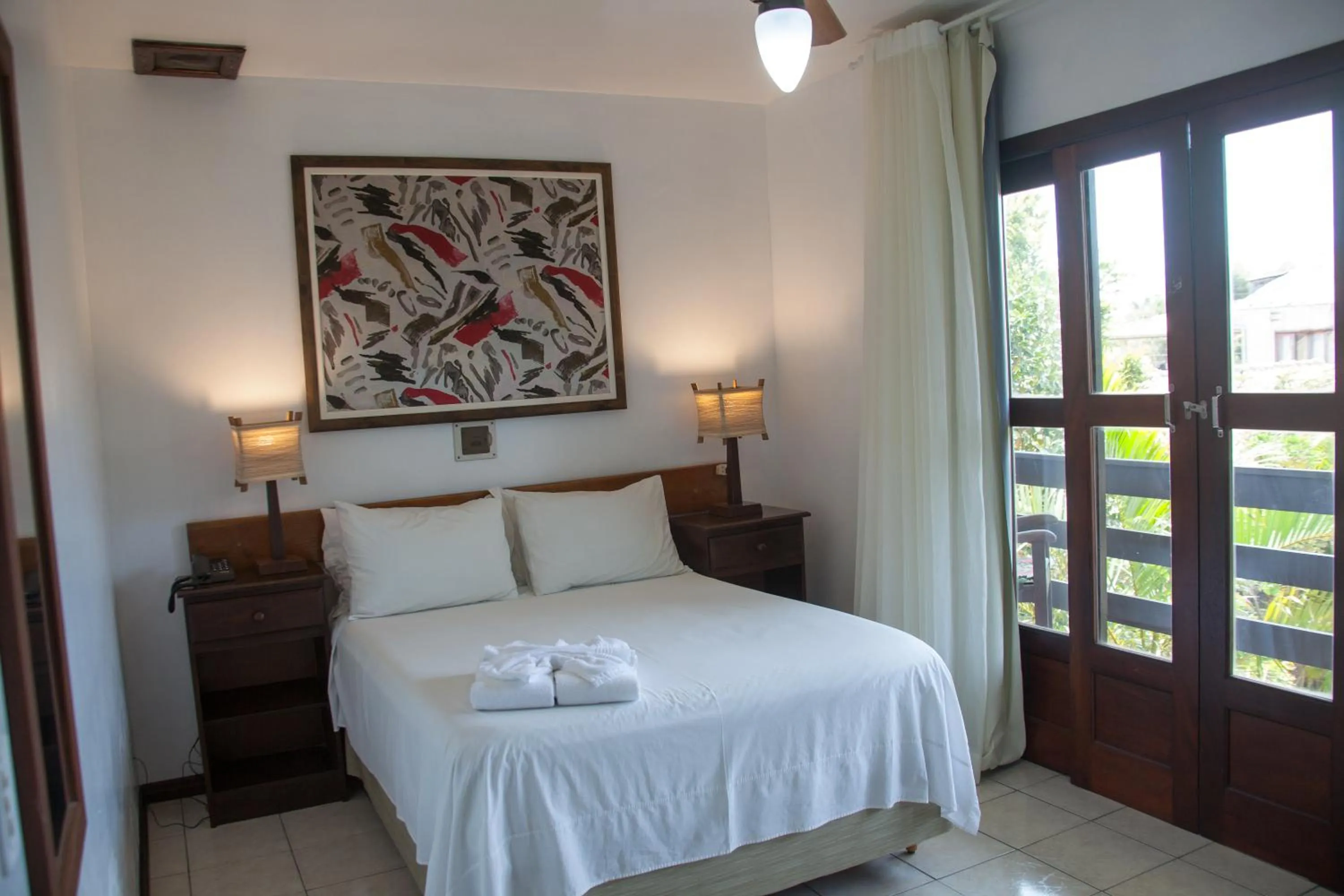 Suite with Garden View in Pousada Porto dos Casais