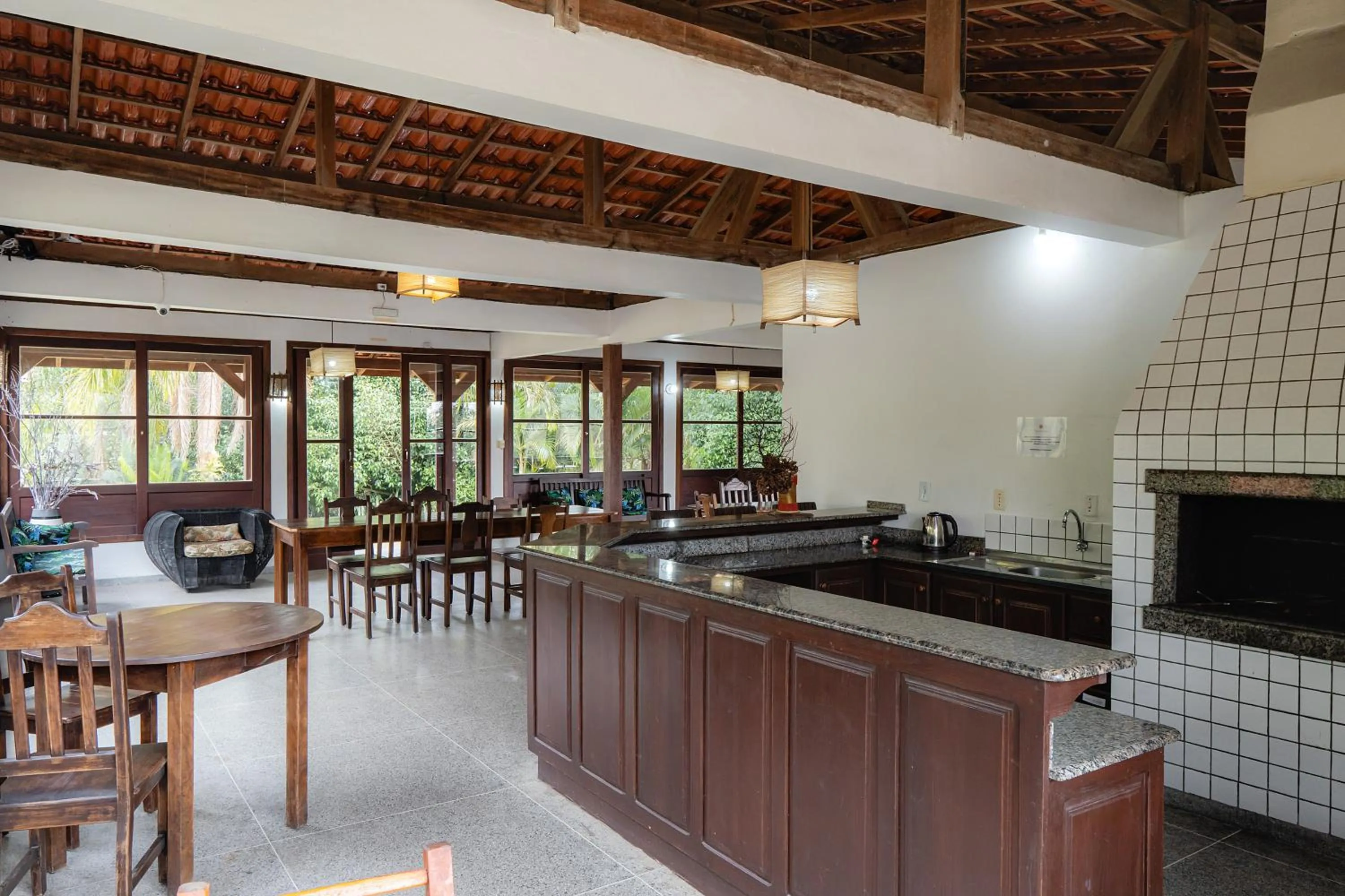 Kitchen or kitchenette in Pousada Porto dos Casais