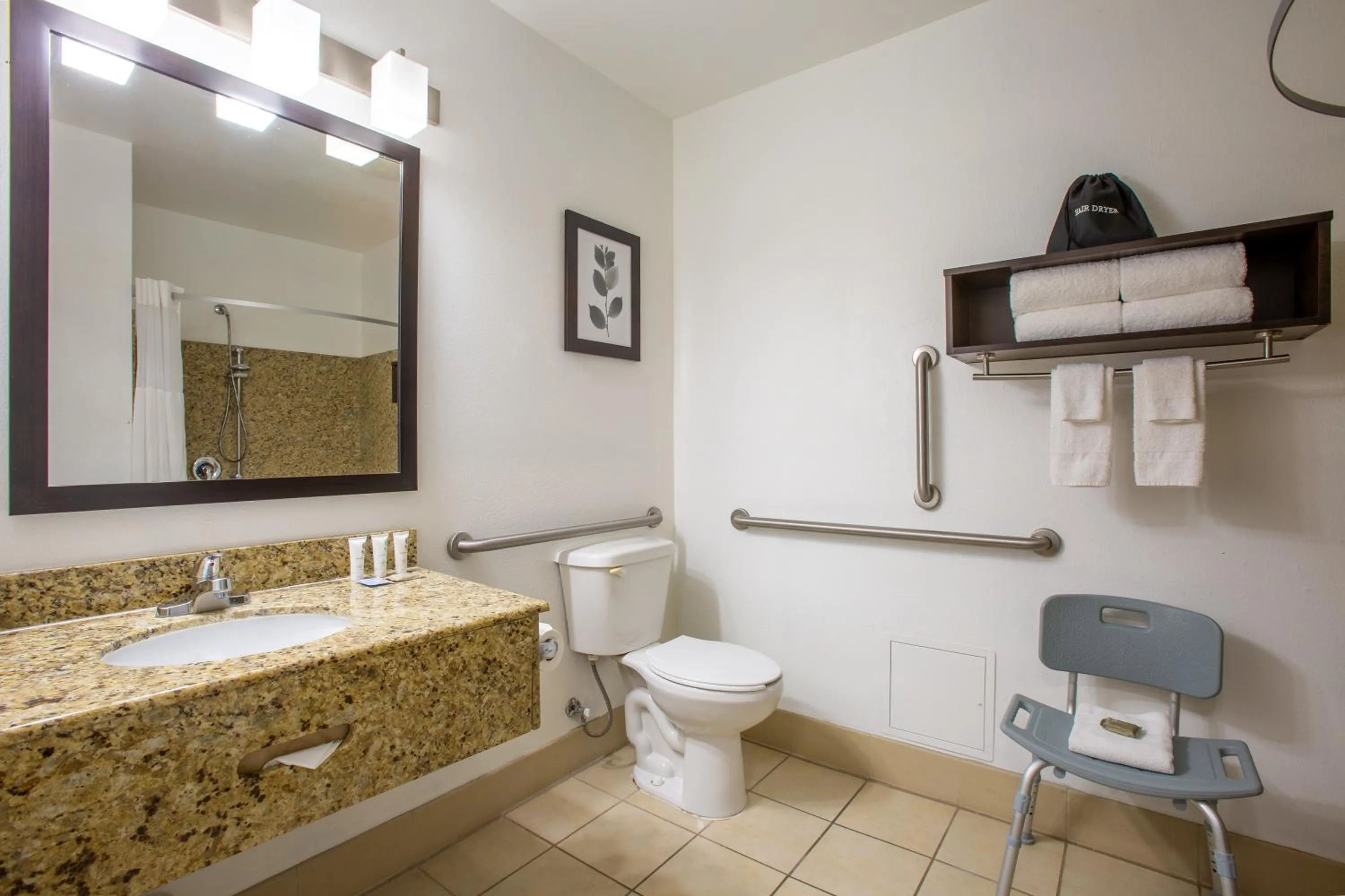 Bathroom in Country Inn & Suites by Radisson, Tucson City Center AZ