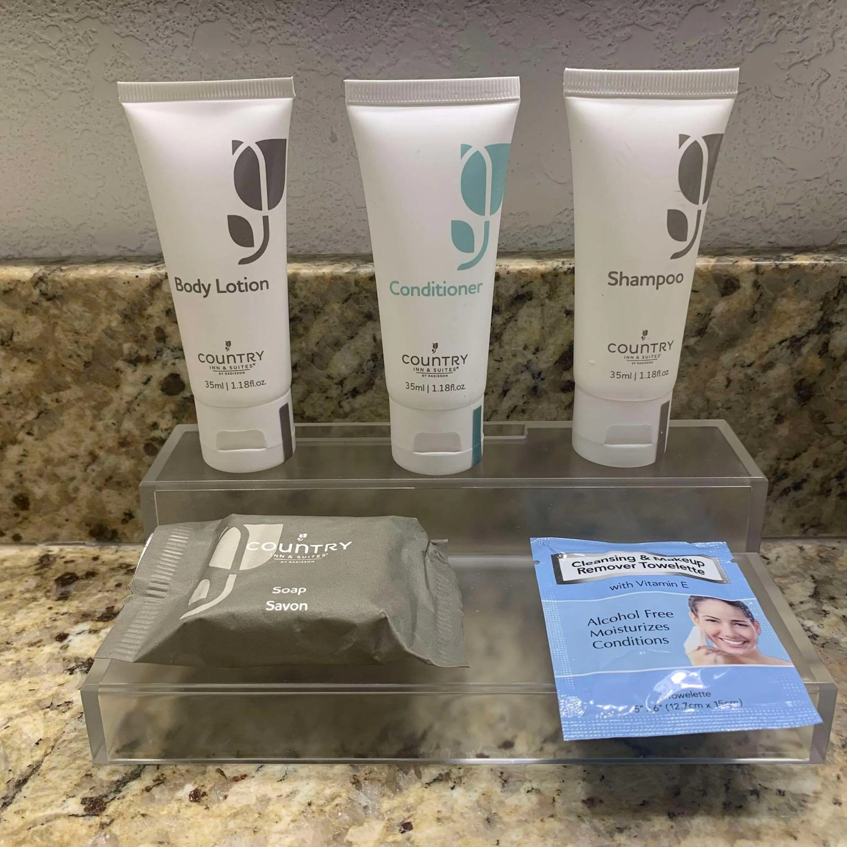 Bedroom in Country Inn & Suites by Radisson, Tucson City Center AZ