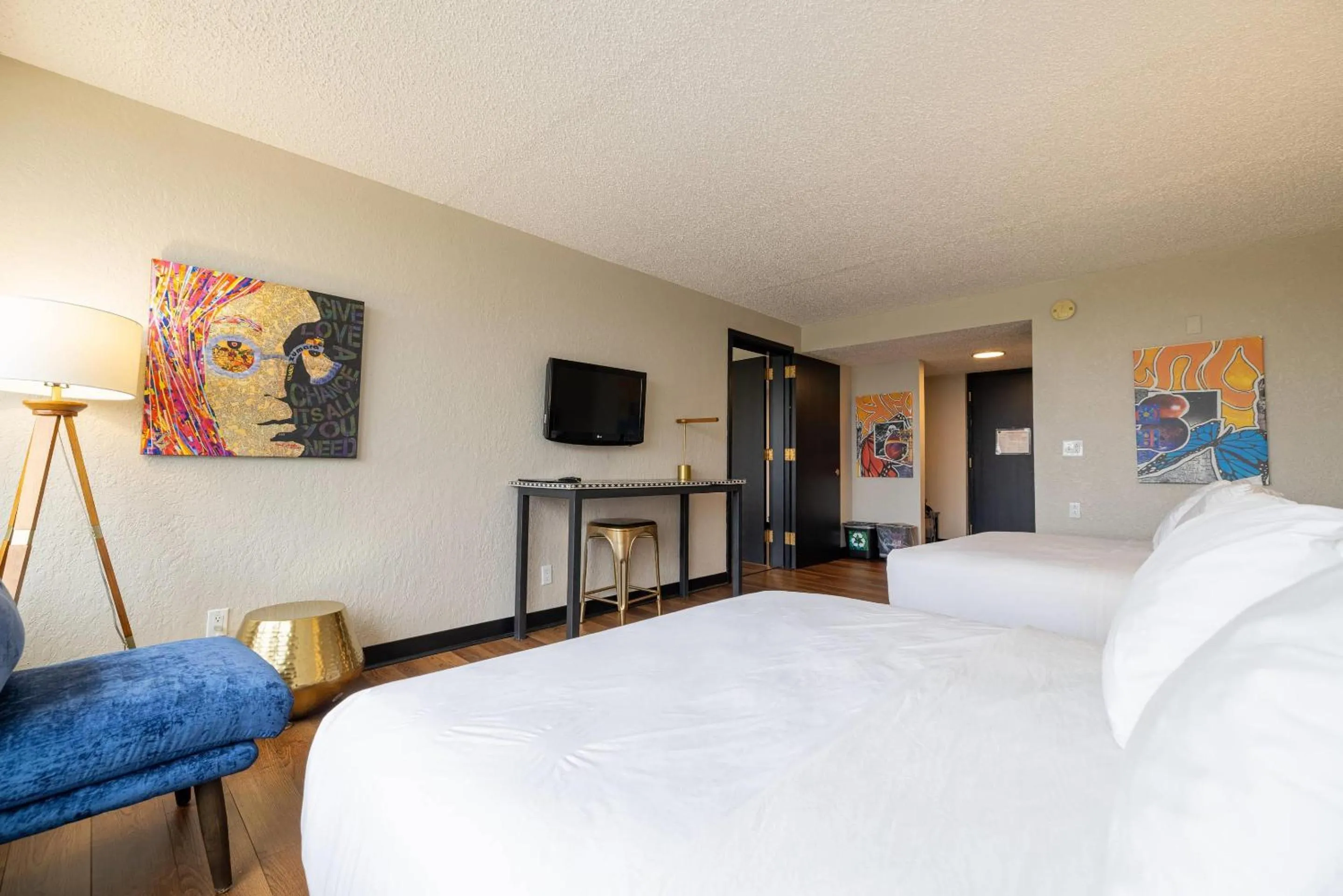 Bedroom, Bed in The Highlander Hotel, Ascend Hotel Collection