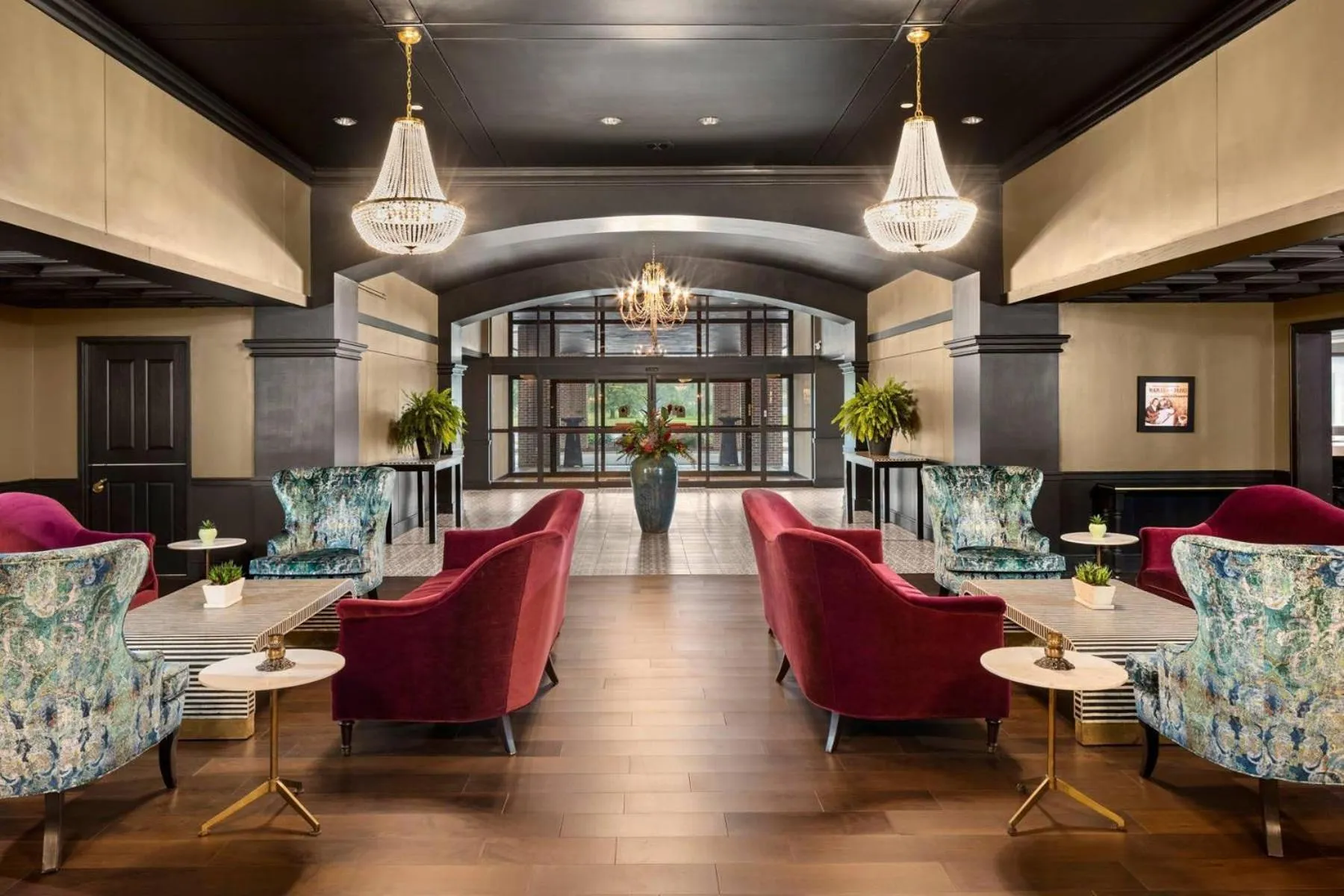 Bedroom in The Highlander Hotel, Ascend Hotel Collection