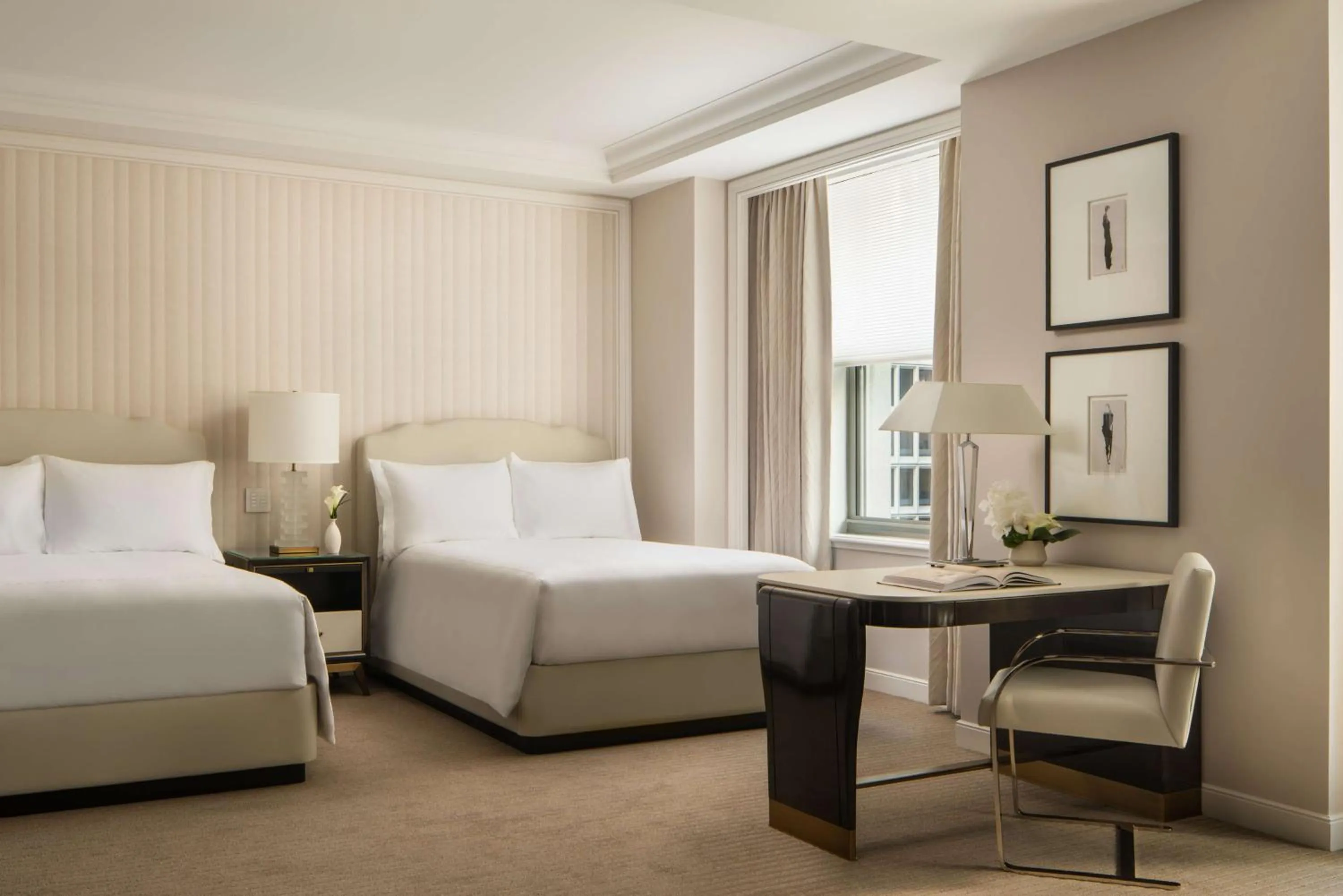Bed in Waldorf Astoria New York