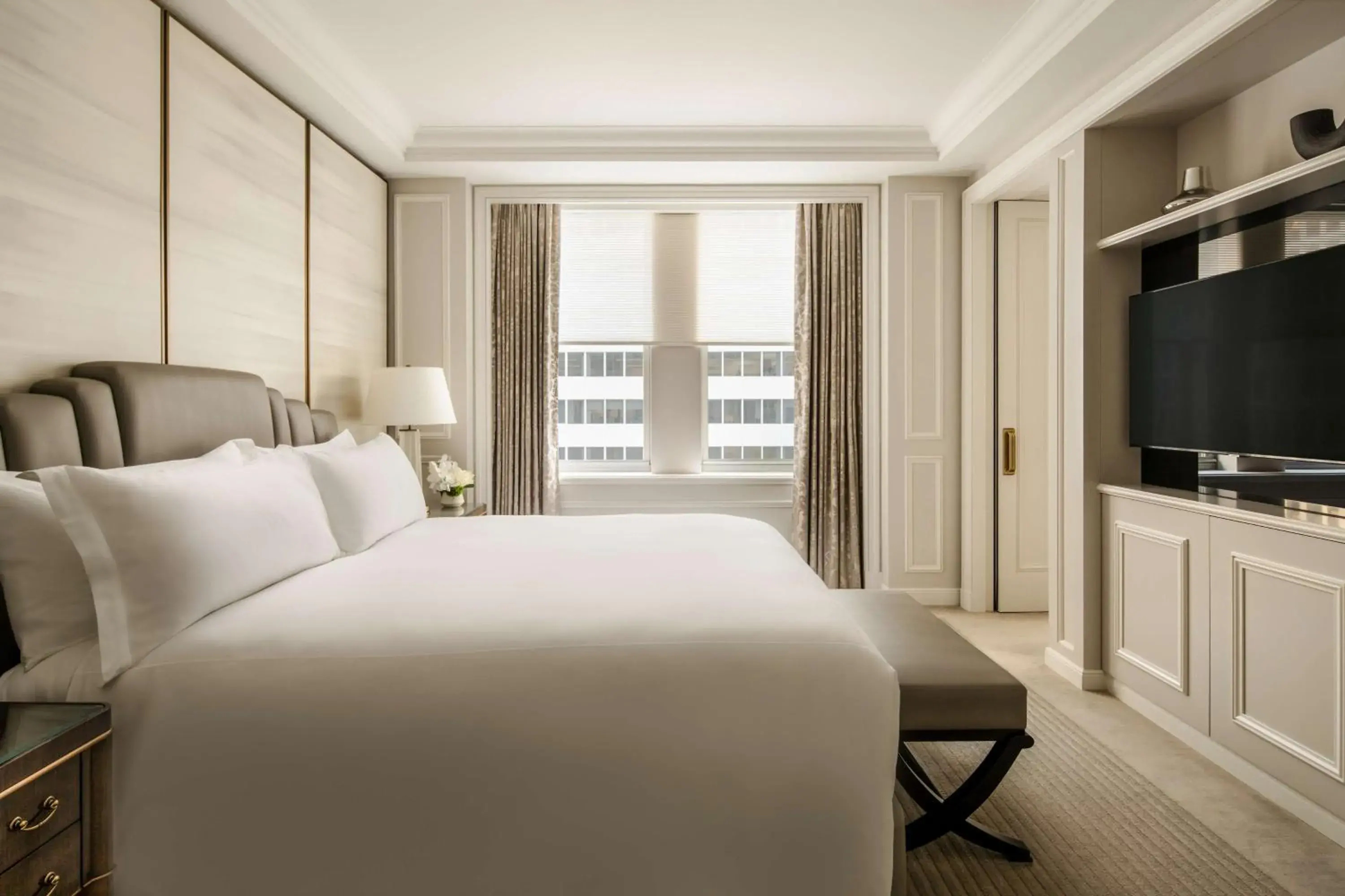 Bed in Waldorf Astoria New York Bed in Waldorf Astoria New York