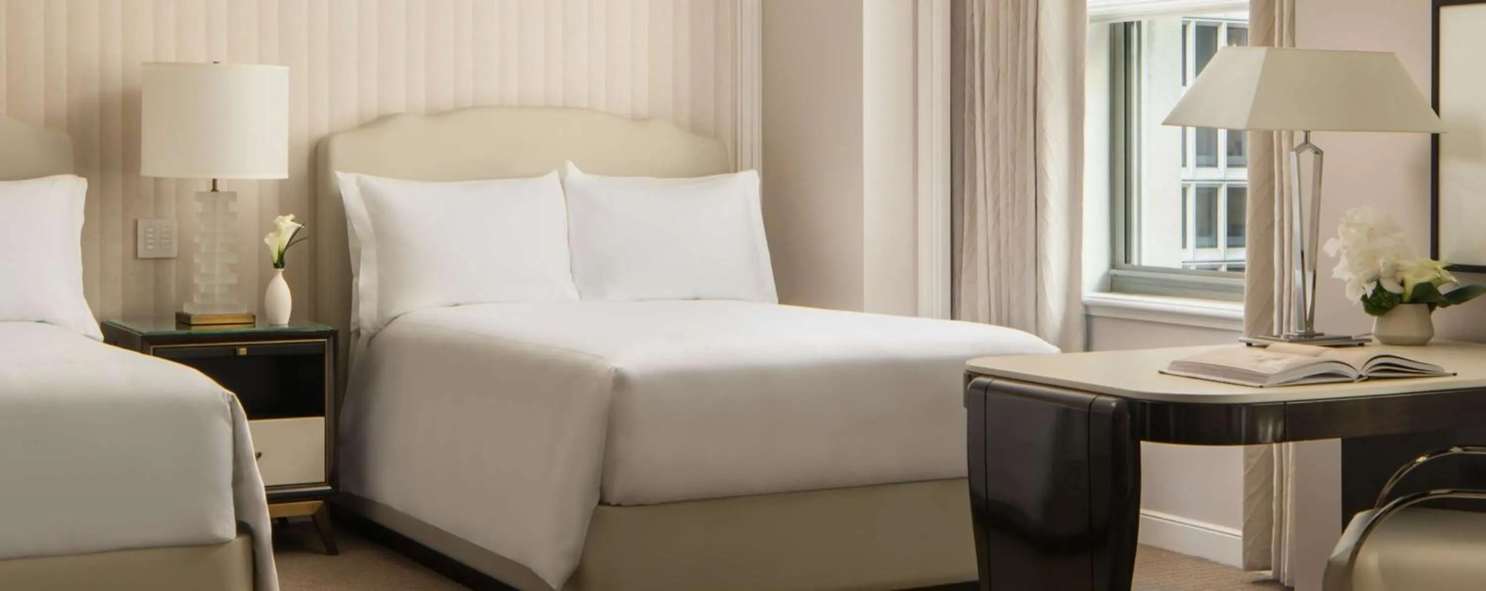 Bed in Waldorf Astoria New York