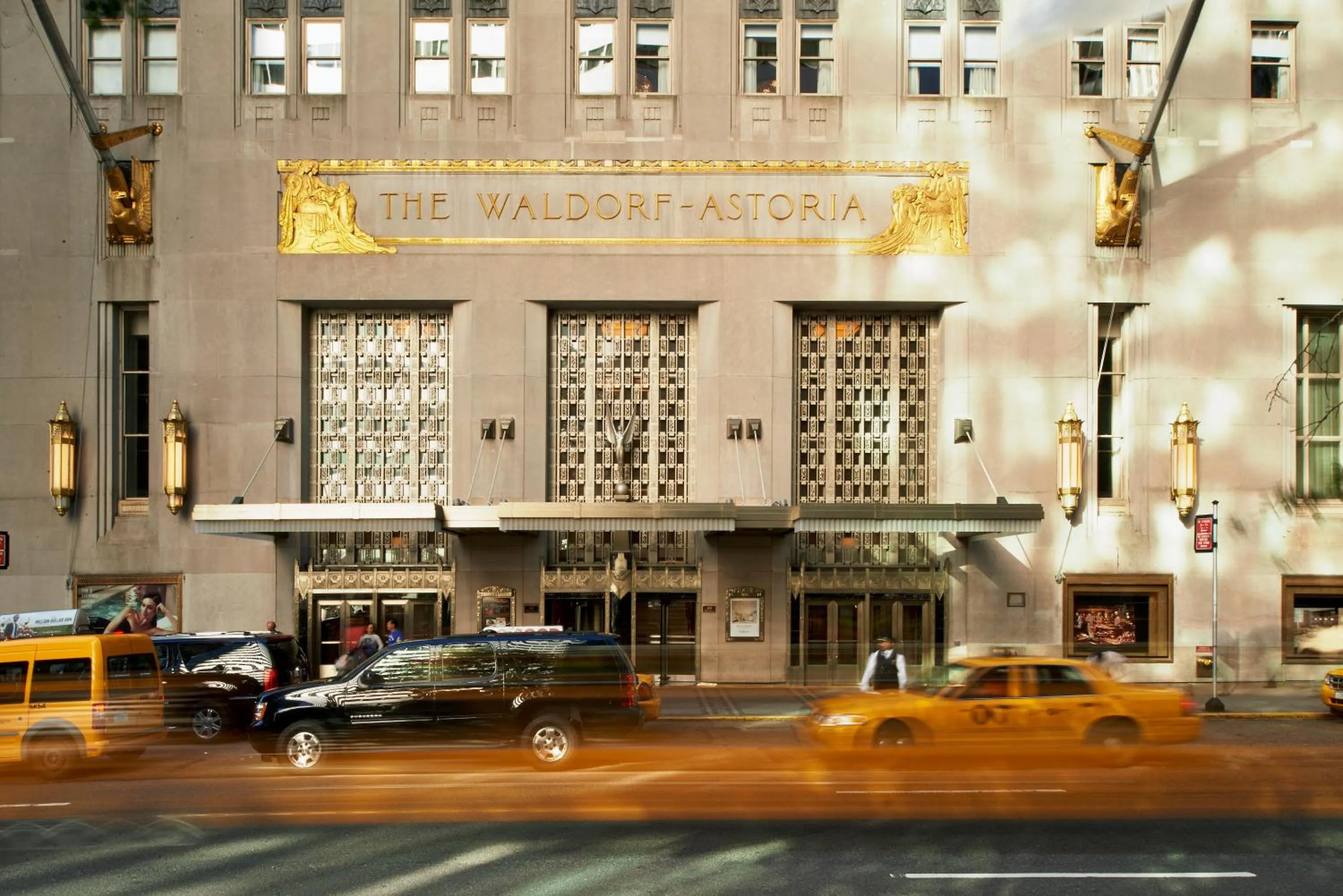 Street view in Waldorf Astoria New York