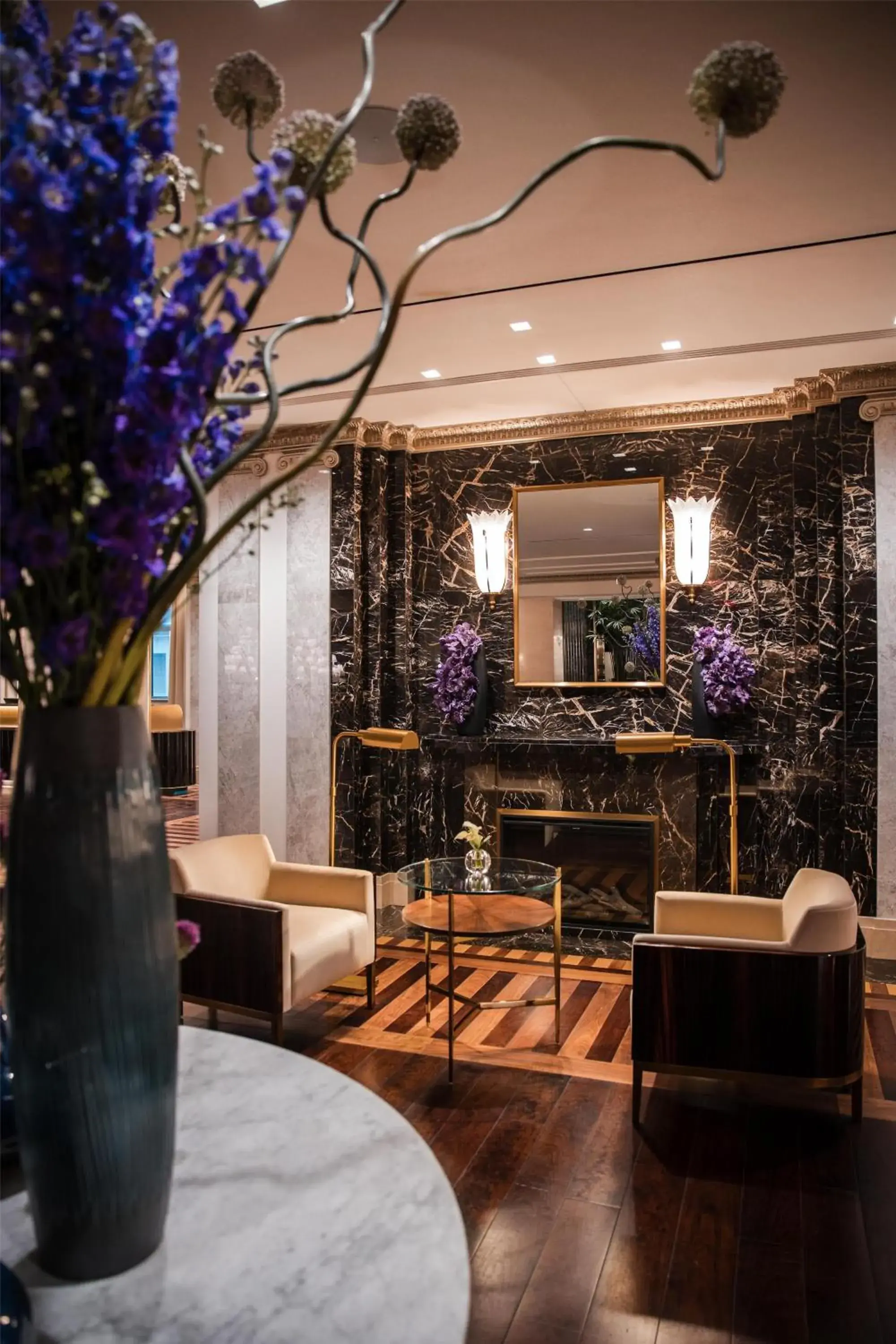 Restaurant/places to eat in Waldorf Astoria New York Restaurant/places to eat in Waldorf Astoria New York