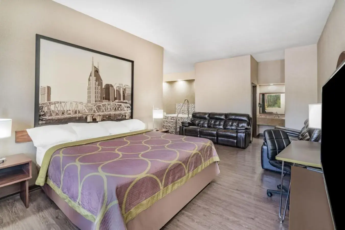 Deluxe King Suite with Spa Bath - Non-Smoking in Super 8 by Wyndham Columbia Deluxe King Suite with Spa Bath - Non-Smoking in Super 8 by Wyndham Columbia