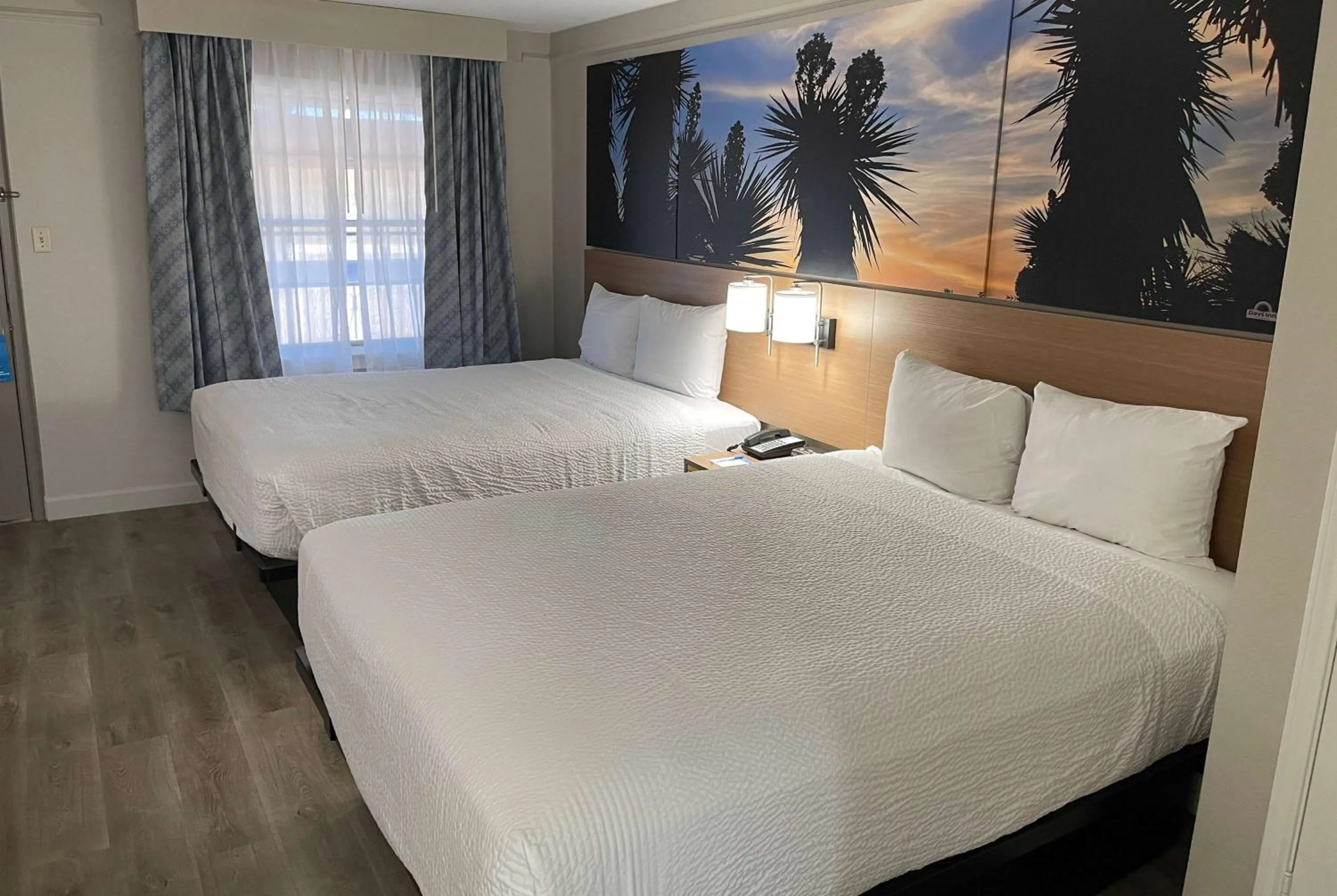 Photo of the whole room, Bed in Days Inn by Wyndham Tucson City Center