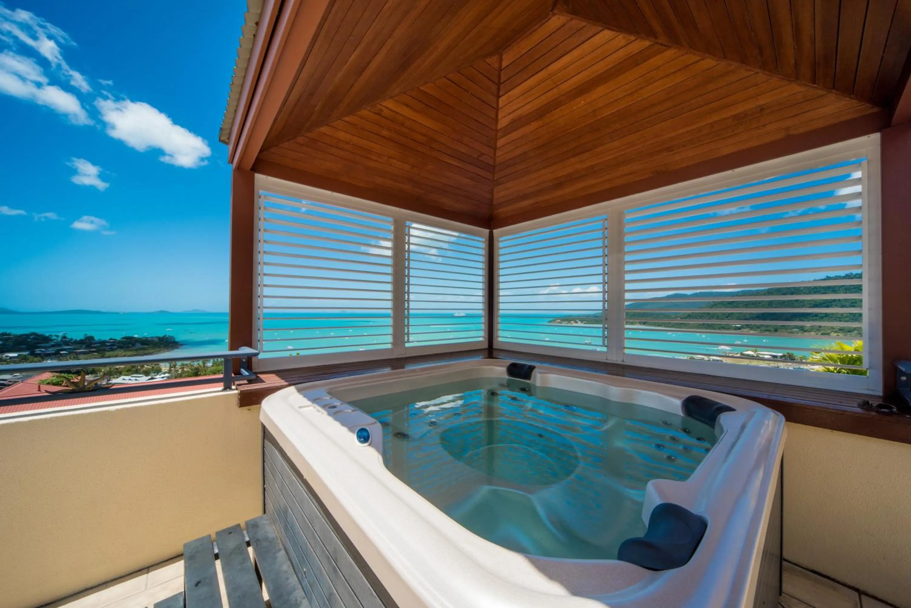 Sea view in Pinnacles