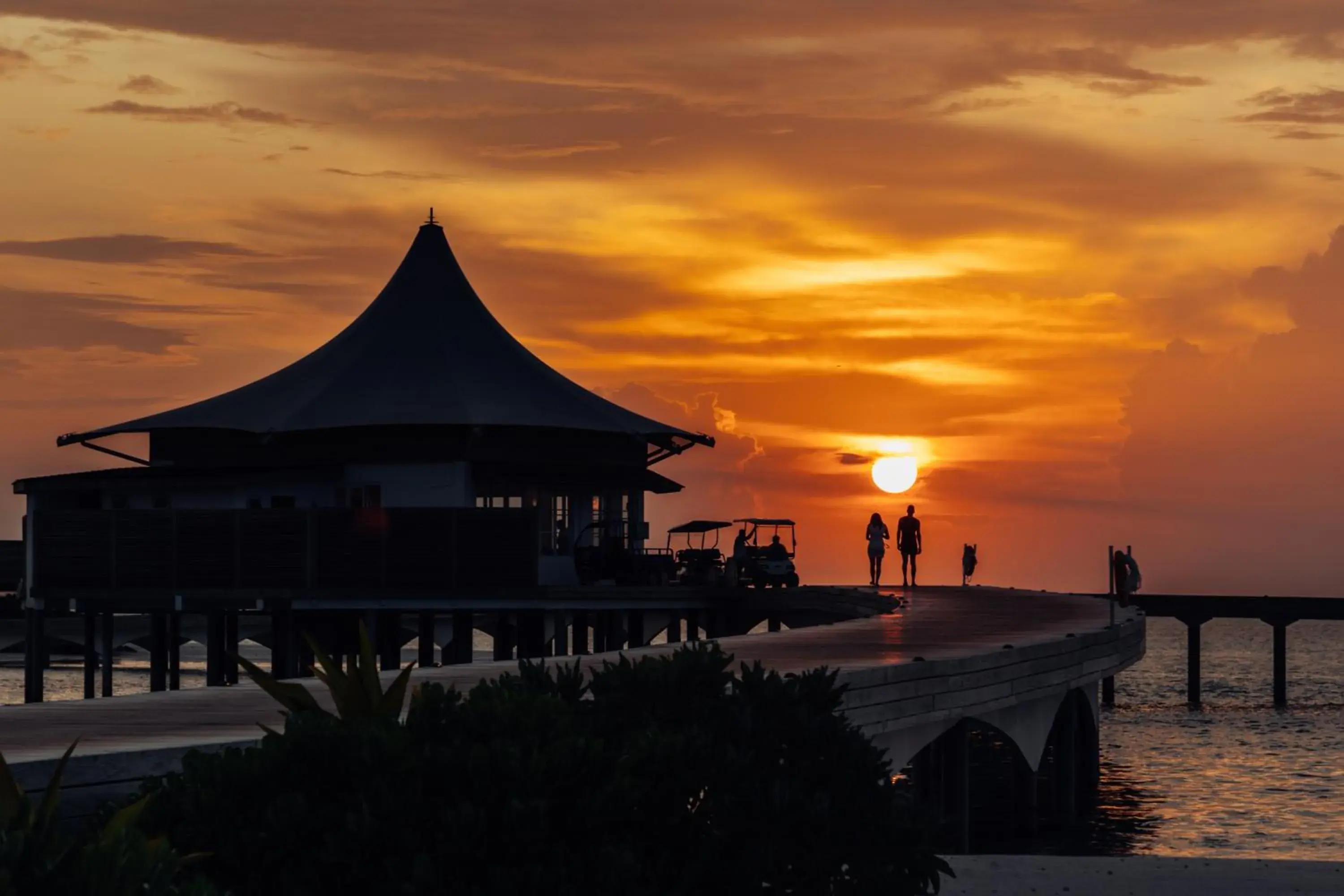 Property building in Cinnamon Hakuraa Huraa Maldives - All Inclusive Adults-Only Escape with One-way Free Speedboat Property building in Cinnamon Hakuraa Huraa Maldives - All Inclusive Adults-Only Escape with One-way Free Speedboat