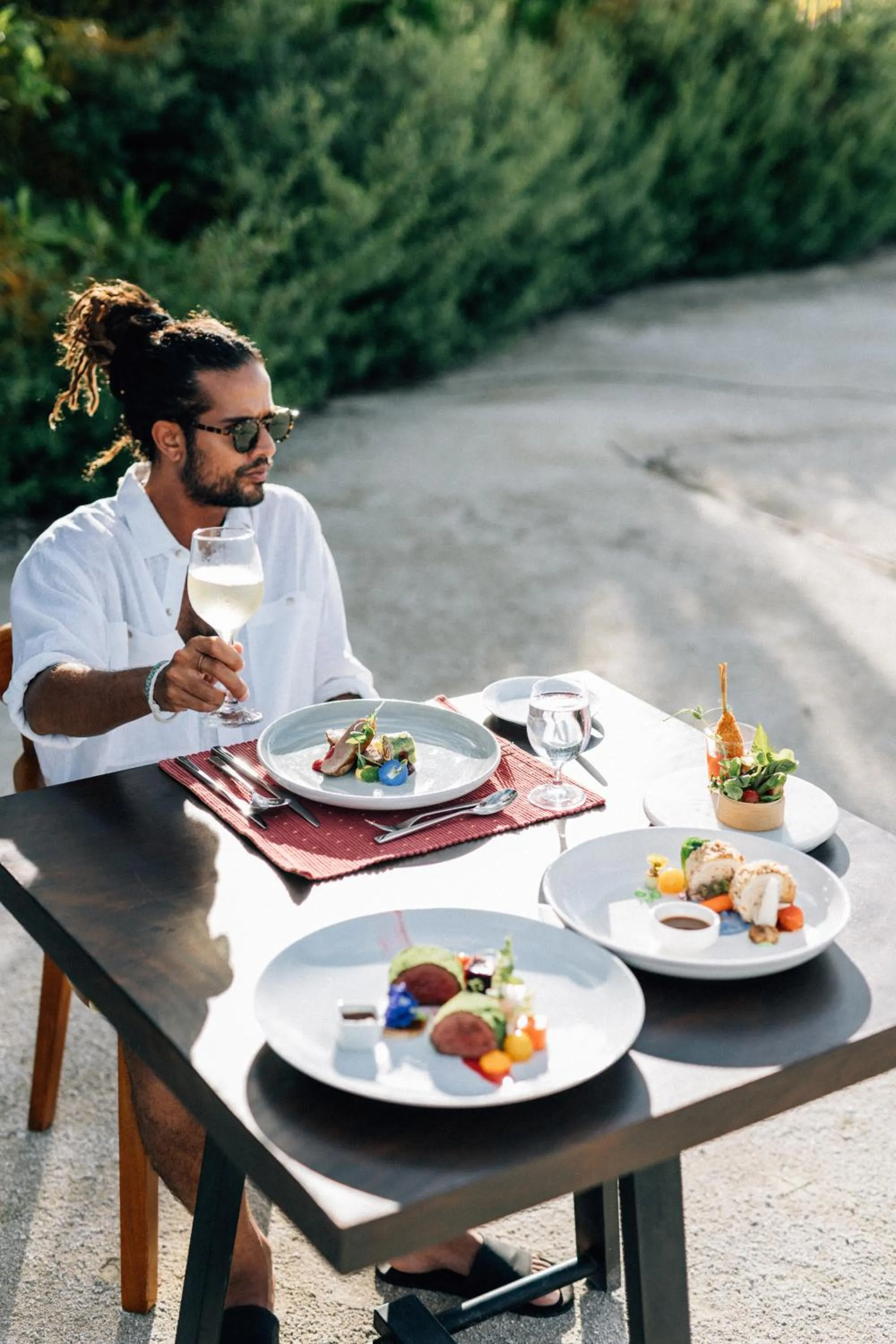 Food and drinks in Cinnamon Hakuraa Huraa Maldives - All Inclusive Adults-Only Escape with One-way Free Speedboat