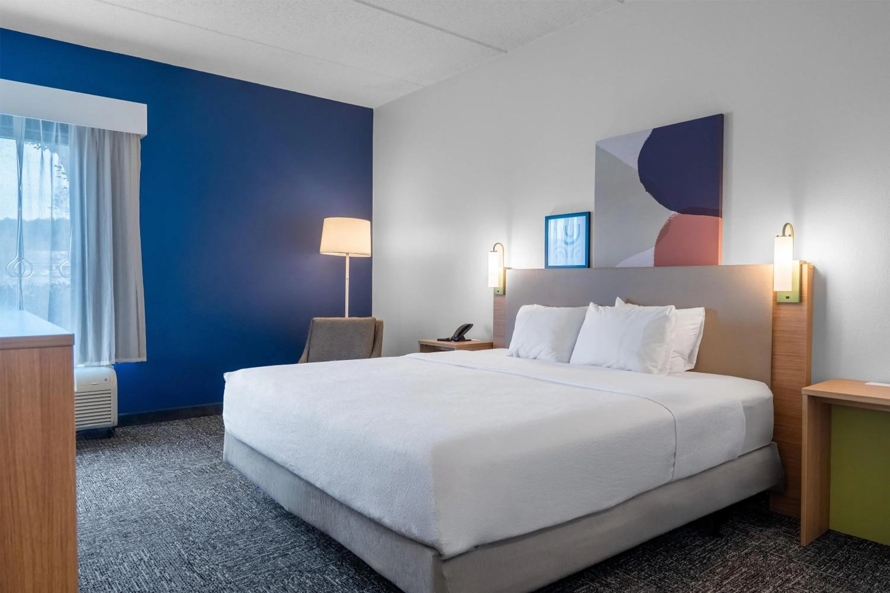 Bed in Spark by Hilton Atlanta Kennesaw Town Center