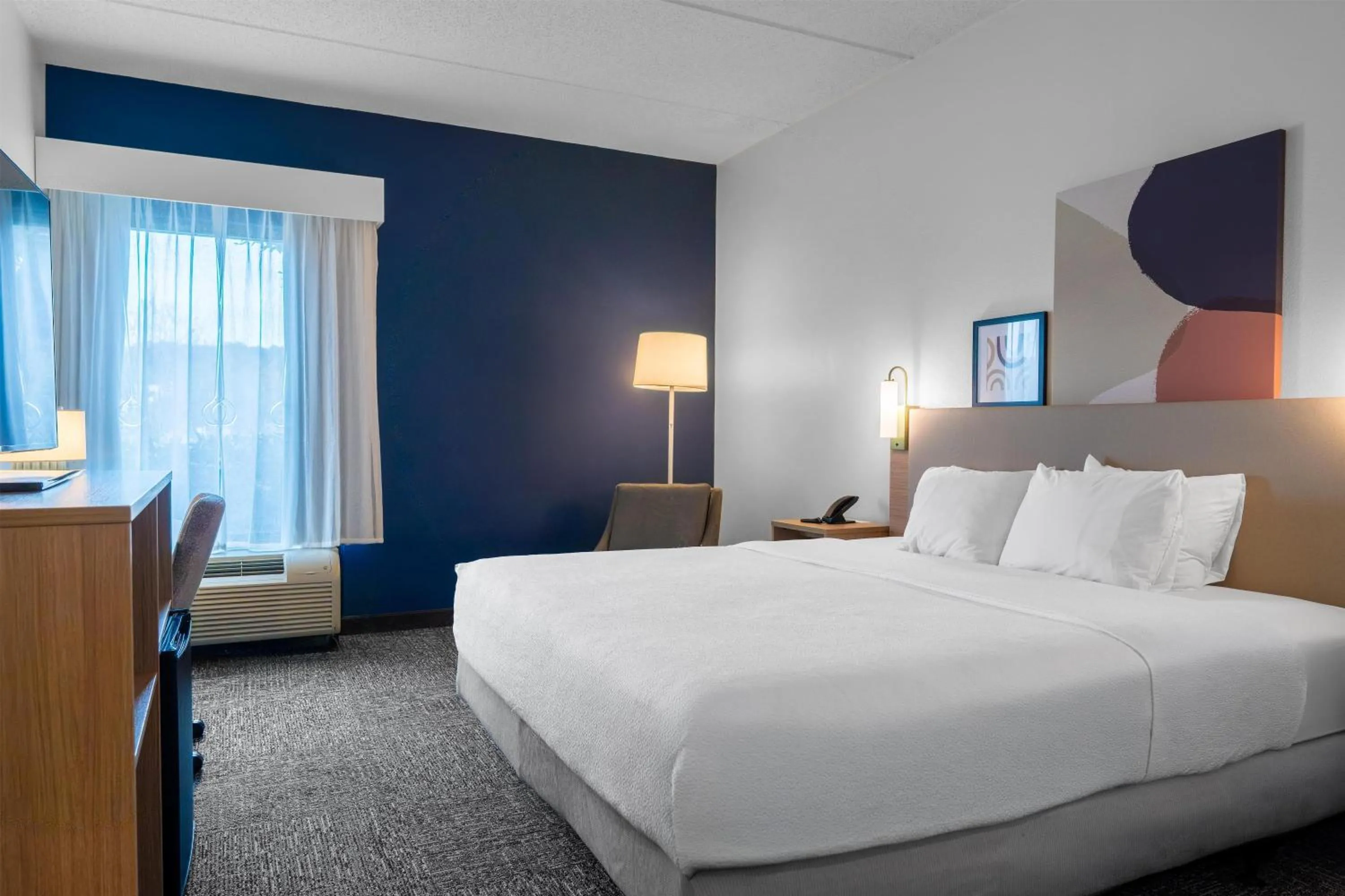 Bed in Spark by Hilton Atlanta Kennesaw Town Center