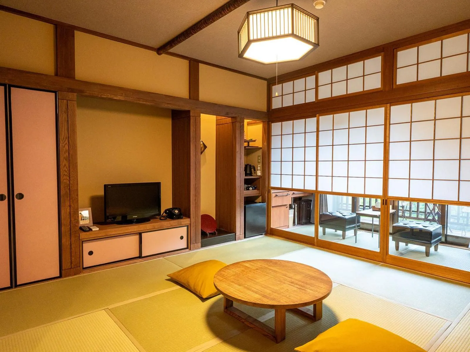 Photo of the whole room in Shima Onsen Kashiwaya Ryokan