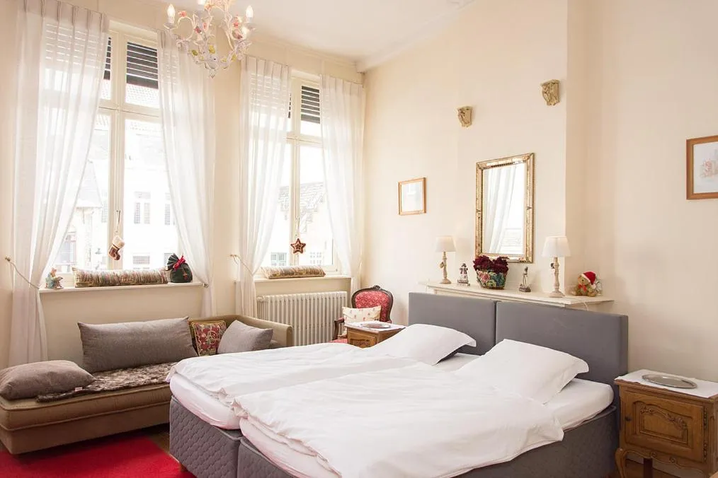 Double Room with Shared Toilet in Huis Sint-Andriescruyse
