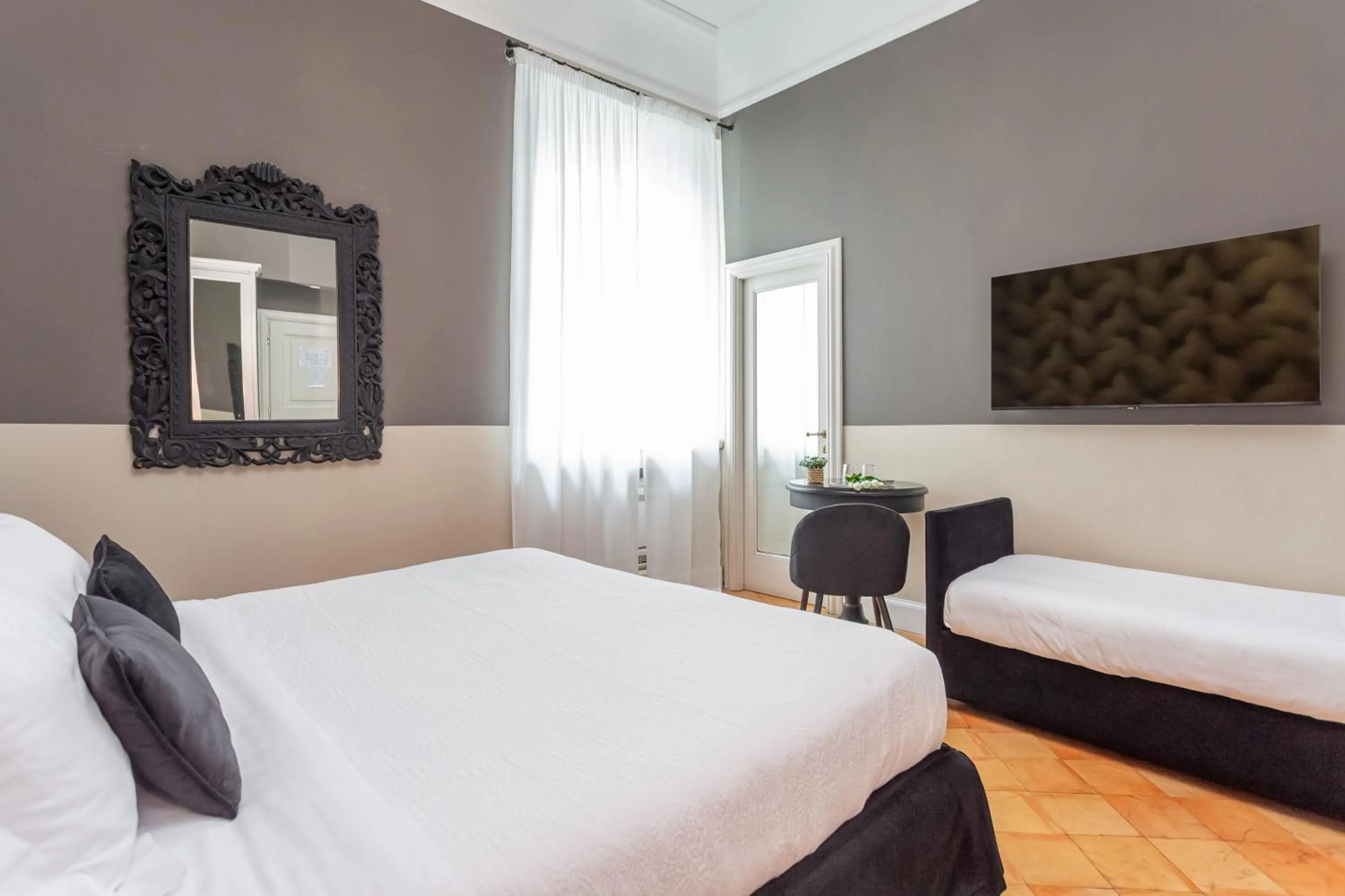 Photo of the whole room, Bed in Hotel Parrasio