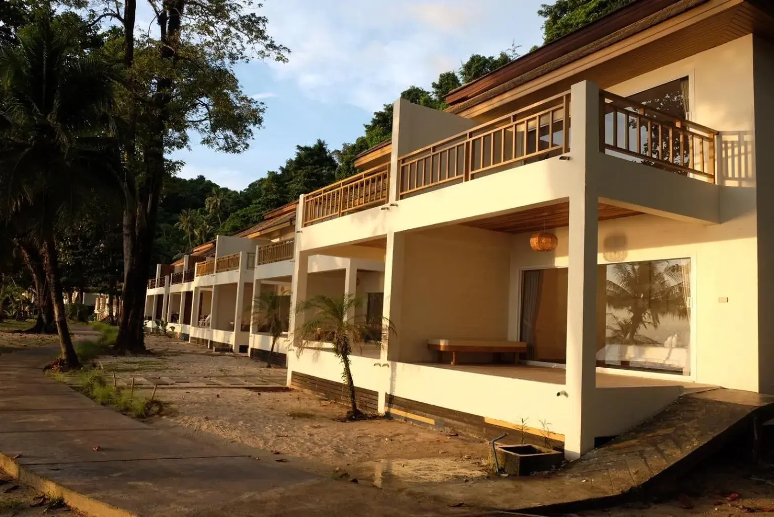 Property building in Siam Beach Resort Property building in Siam Beach Resort