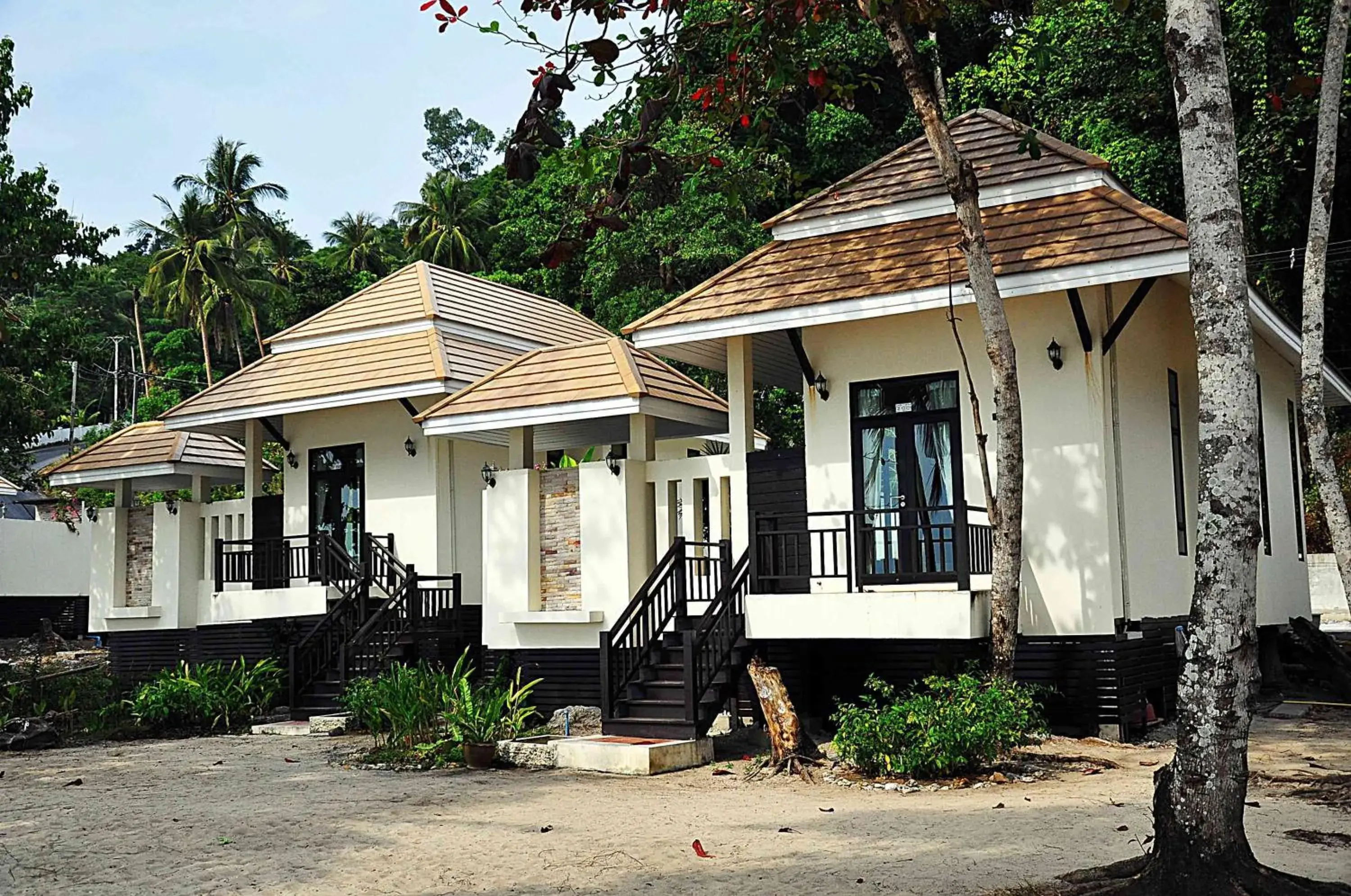 Property building in Siam Beach Resort Property building in Siam Beach Resort