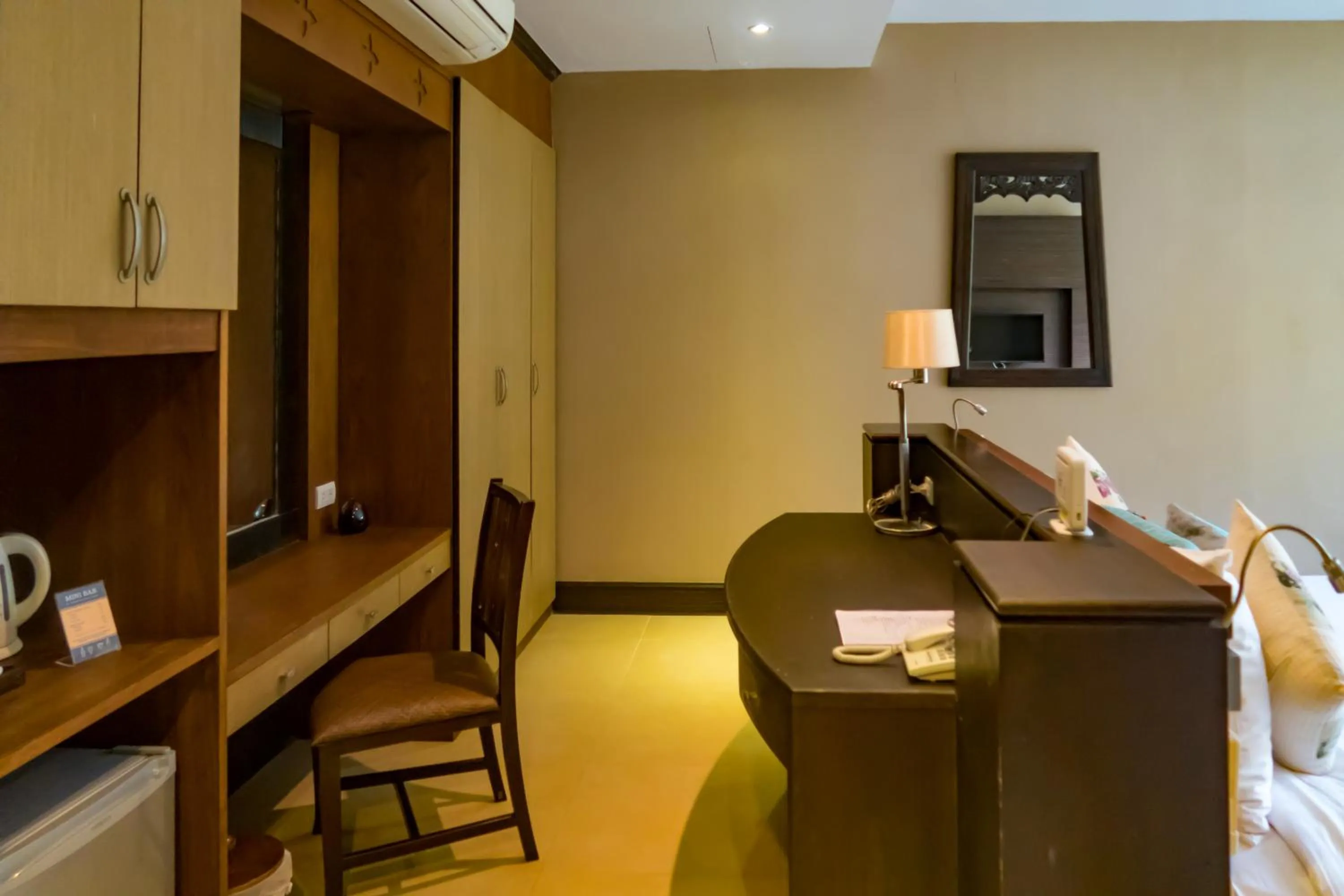 TV and multimedia, Bed in Pawanthorn Samui - SHA Plus